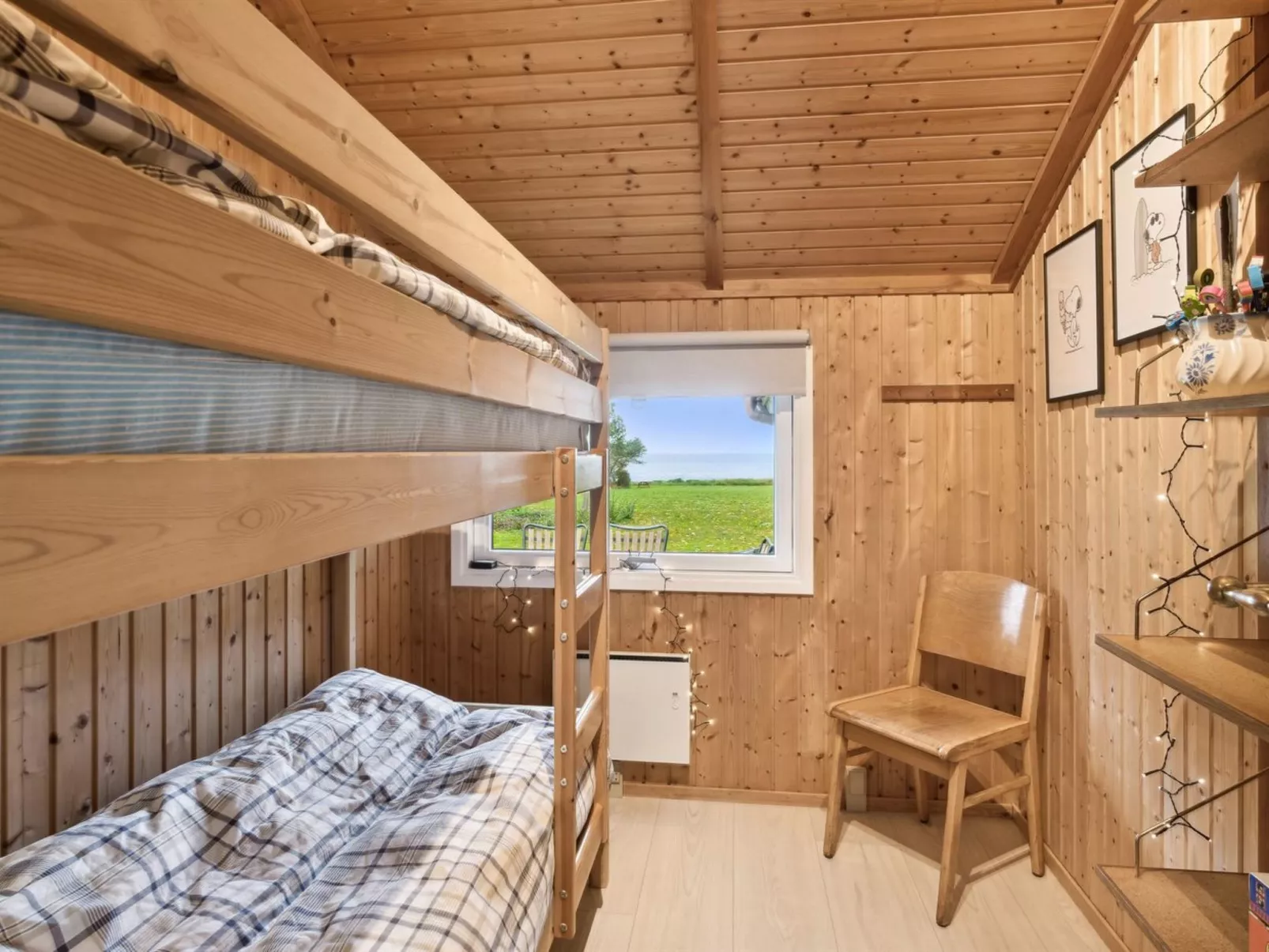 "Eyer" - 20m from the sea-Binnen