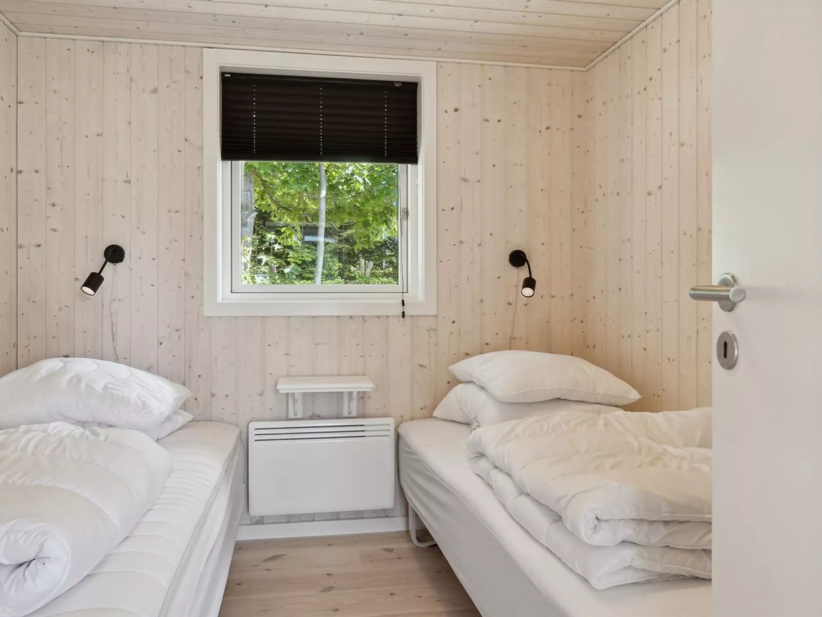 "Elin" - 200m from the sea-Binnen