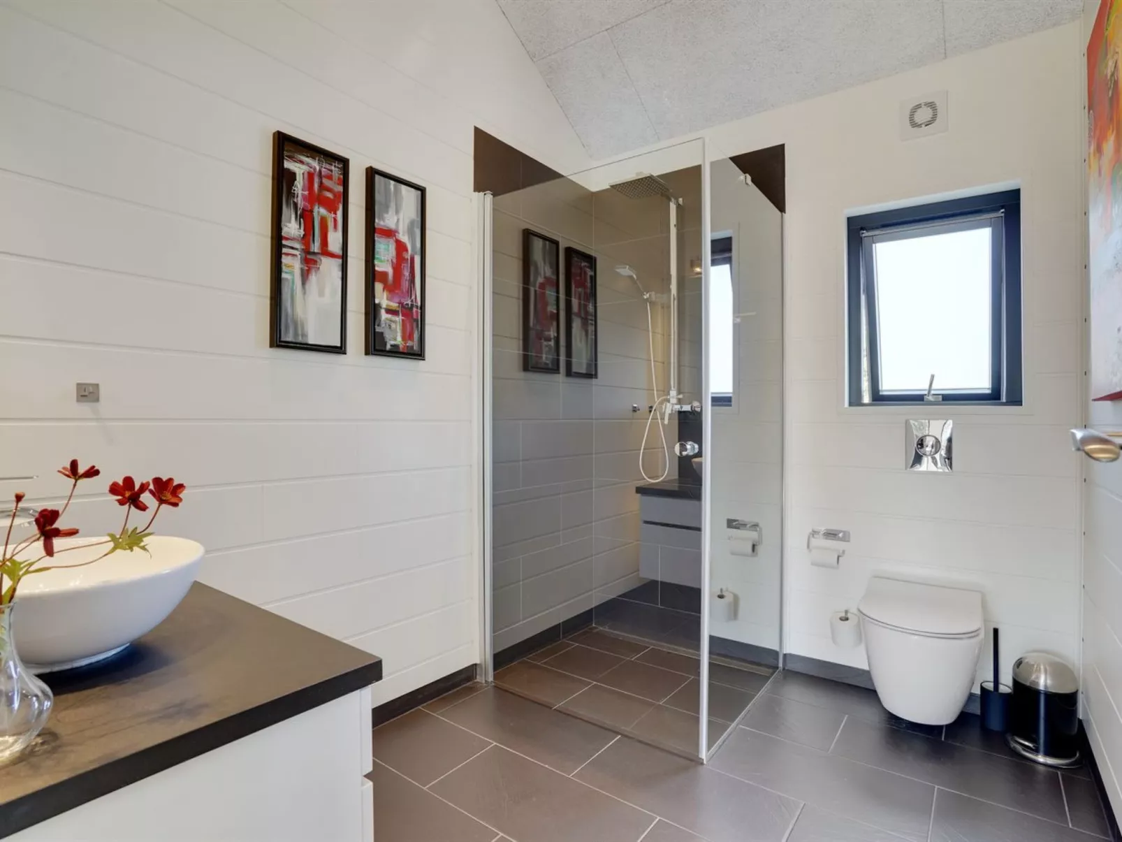 "Henrikke" - 500m to the fjord-Binnen