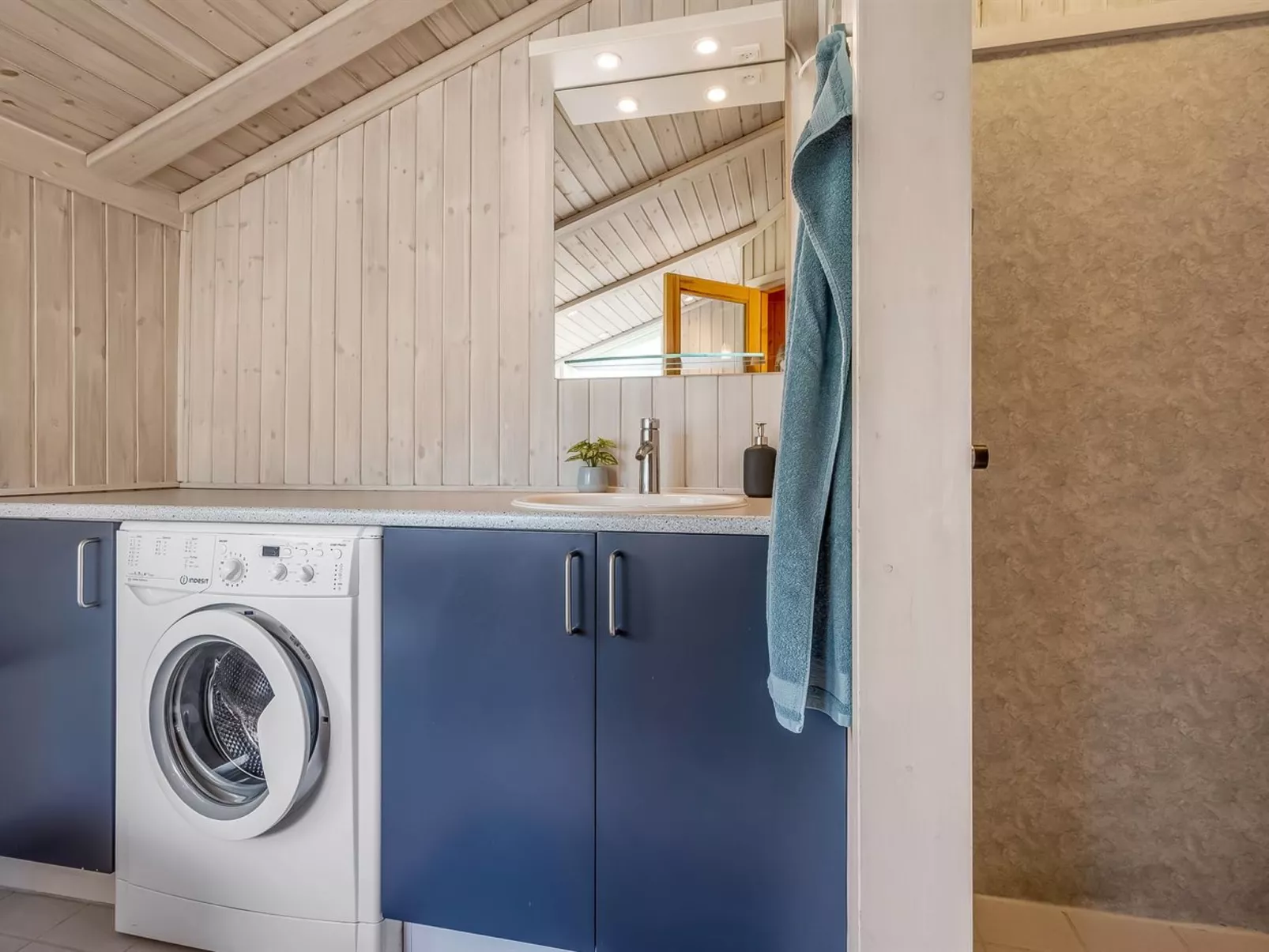 "Asko" - 350m from the sea-Binnen