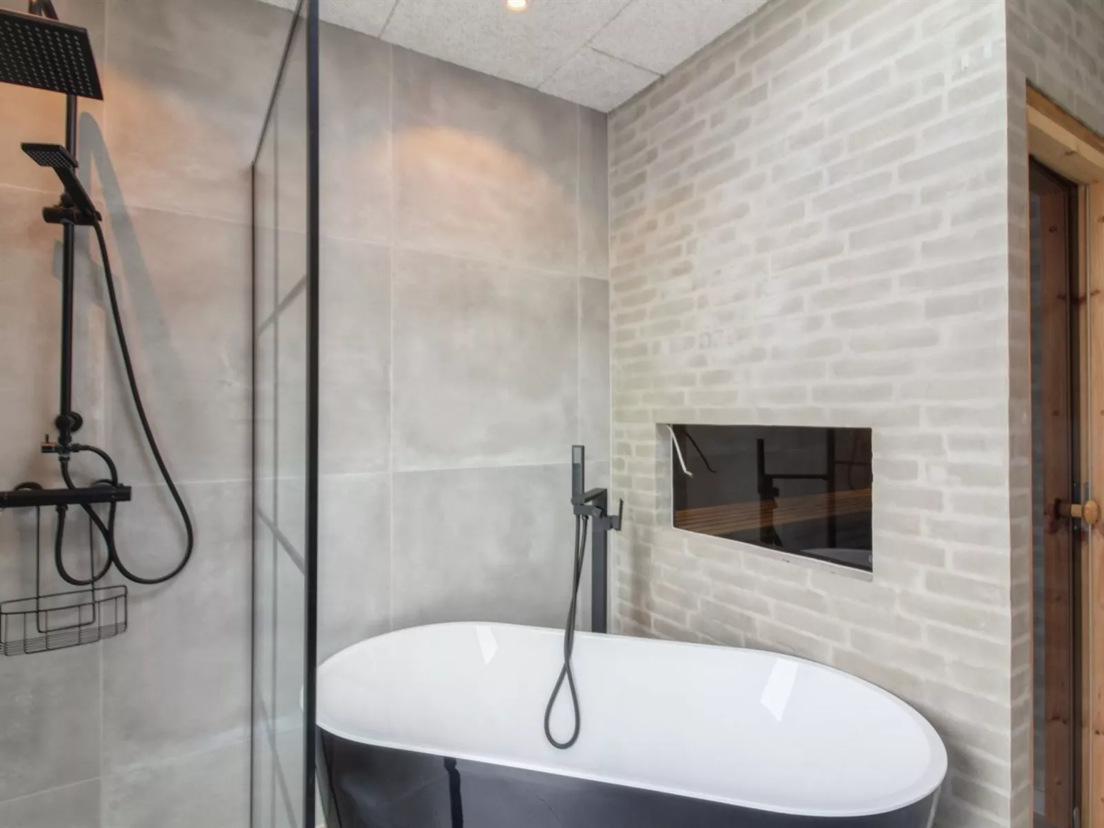 "Lima" - 200m from the sea-Binnen