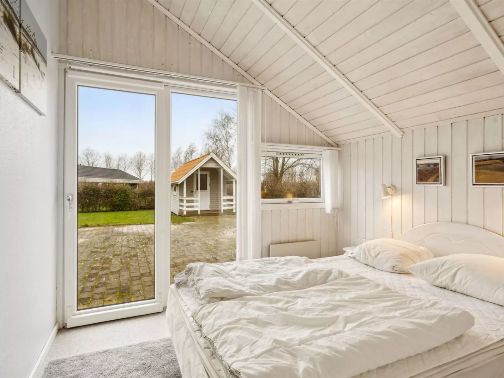 "Chrisse" - 250m from the sea-Binnen