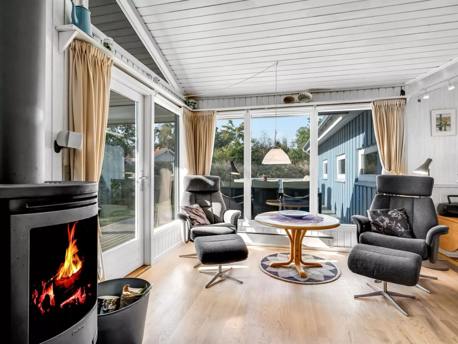 "Amai" - 100m from the sea-Binnen