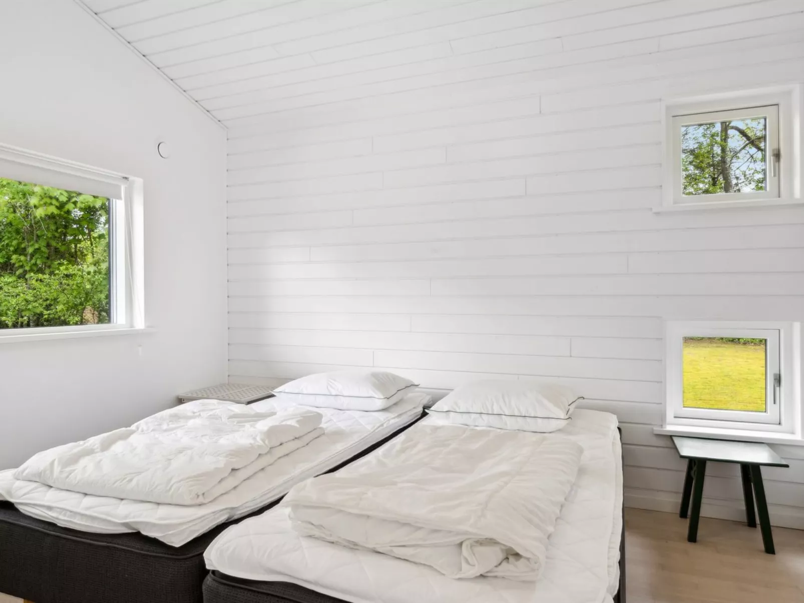 "Majvor" - 200m from the sea-Binnen