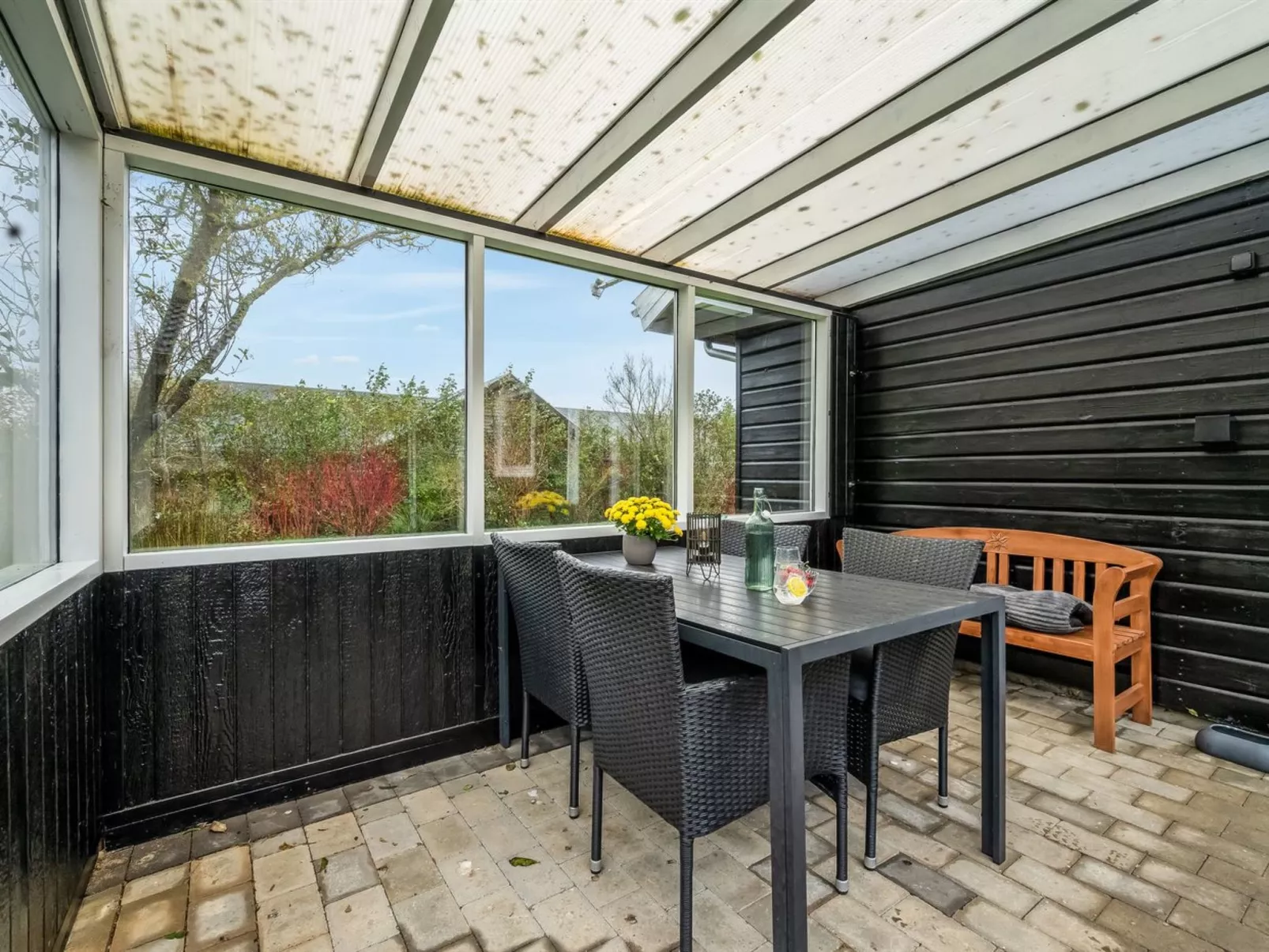 "Ensio" - 300m to the fjord-Buiten