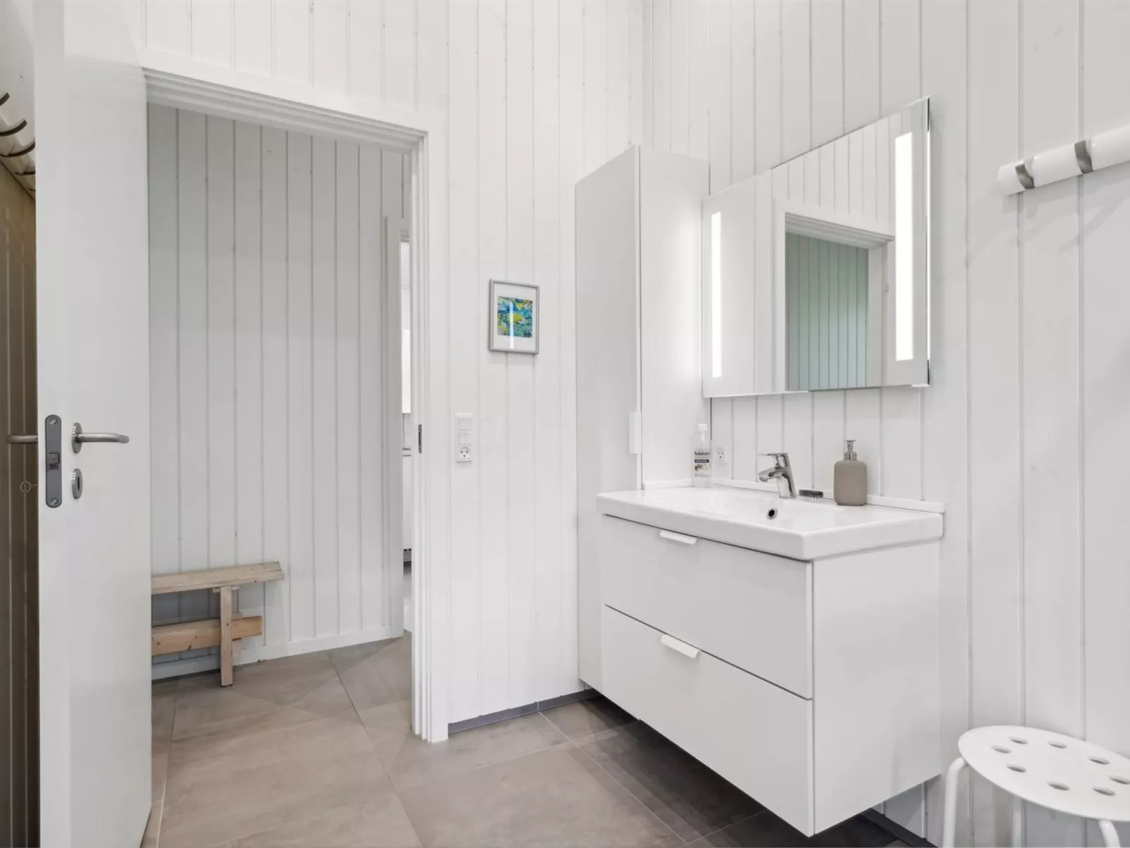 "Anett" - 375m from the sea-Binnen