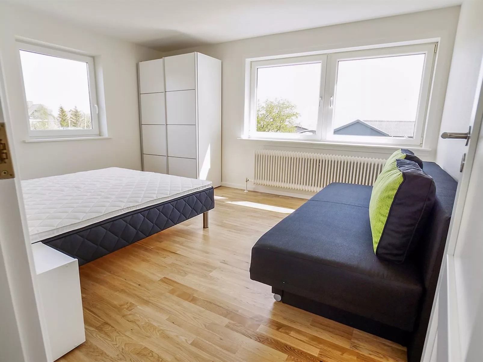 "Mirja" - 50m to the fjord-Binnen