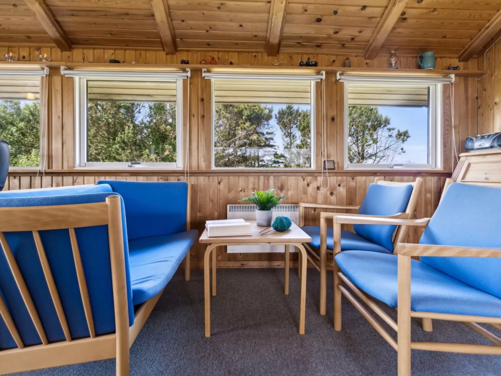 "Hunlef" - 1.7km from the sea-Binnen