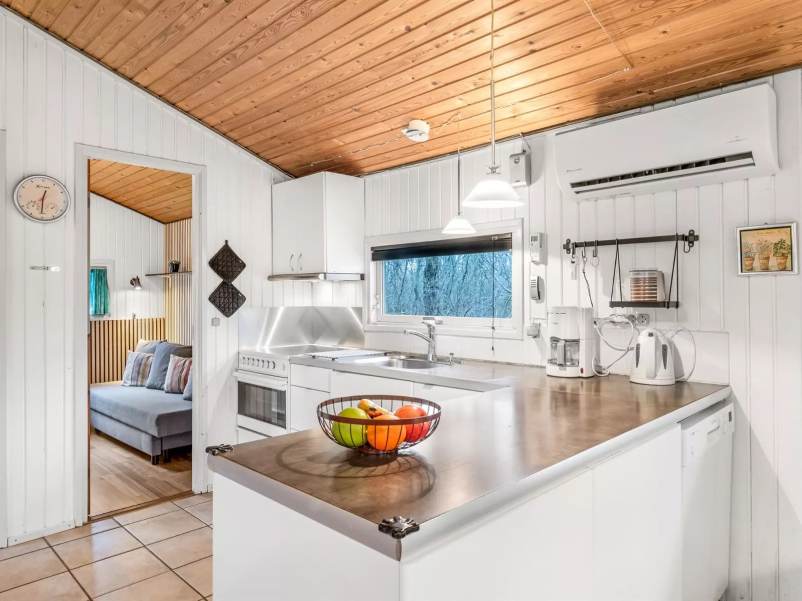 "Barni" - 11km from the sea-Binnen