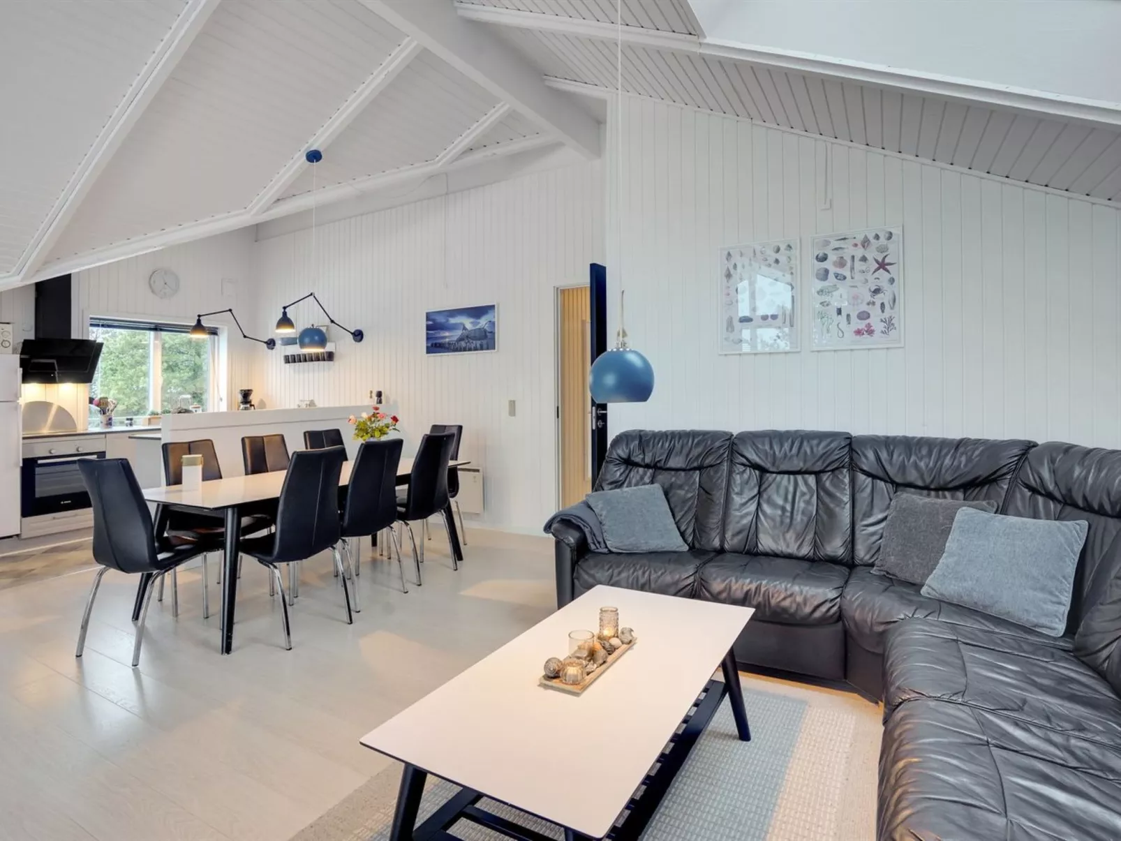 "Selima" - 300m from the sea-Binnen