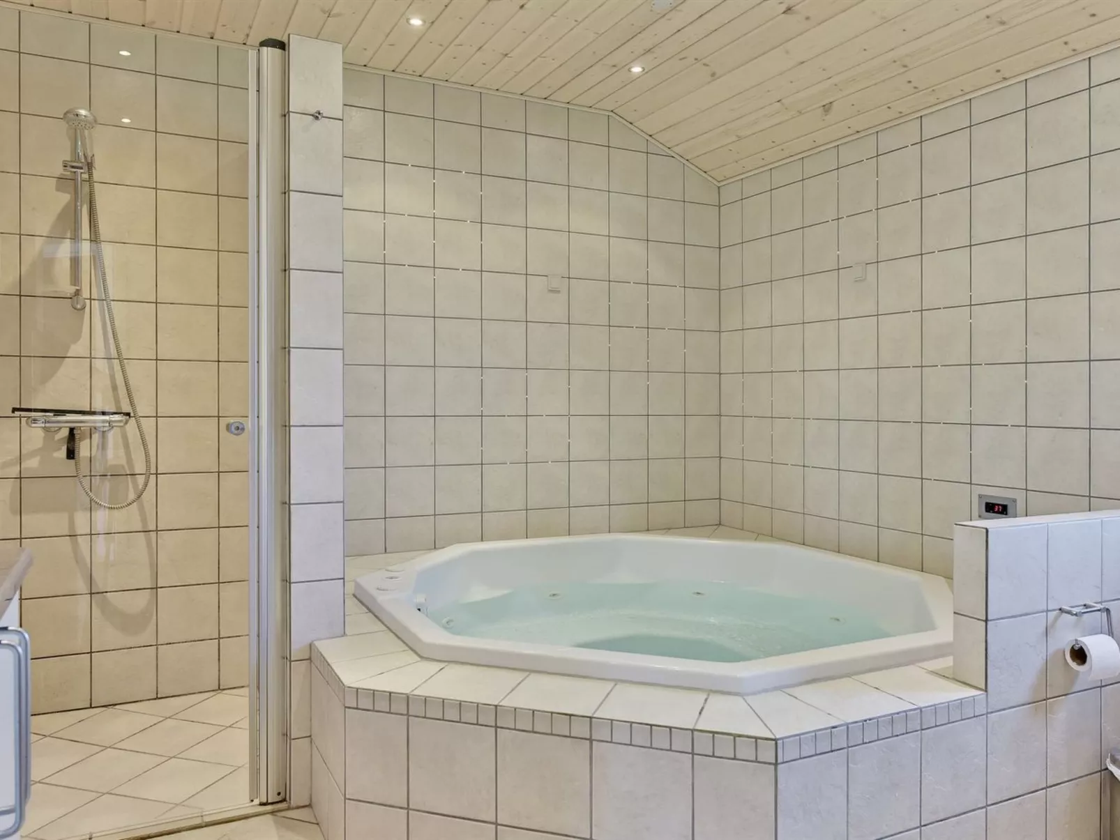 "Elli" - 700m from the sea-Binnen