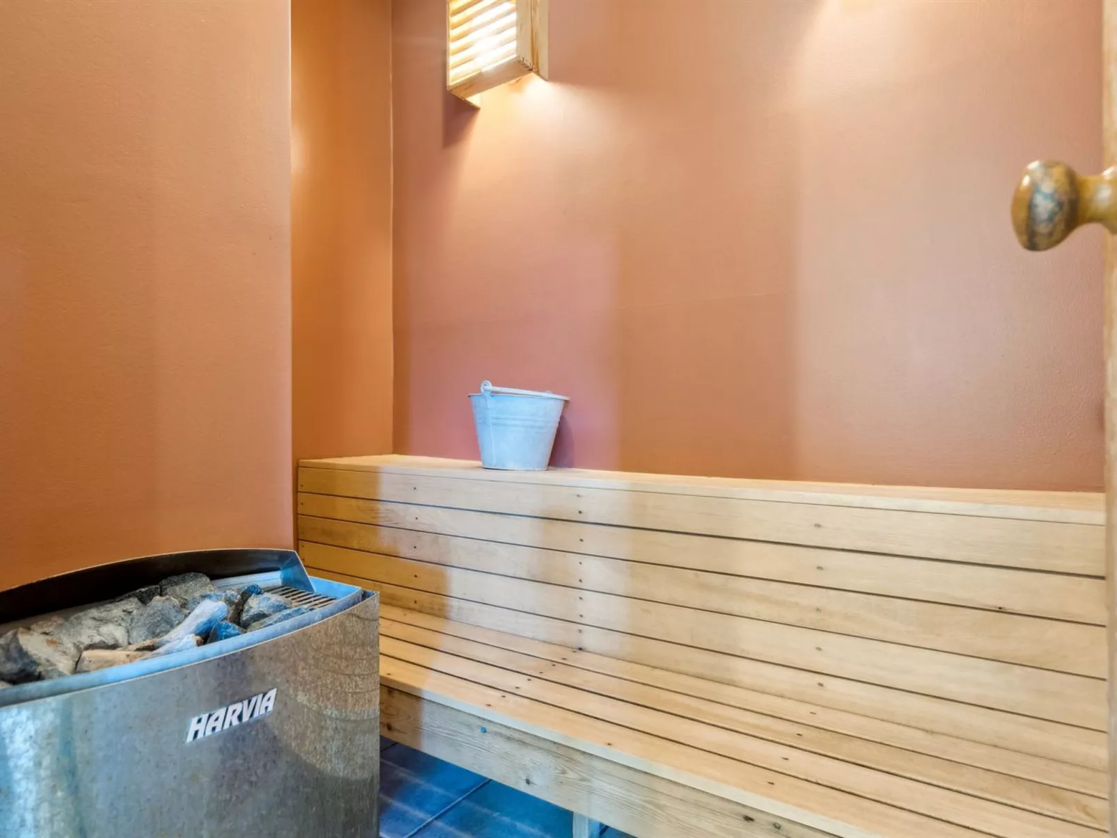 "Eunice" - 850m from the sea-Binnen