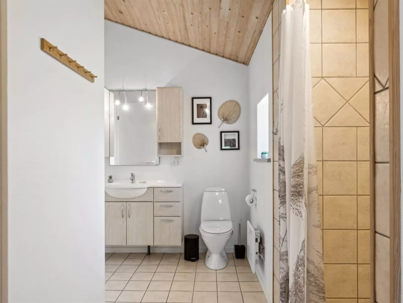 "Sheemen" - 900m from the sea-Binnen