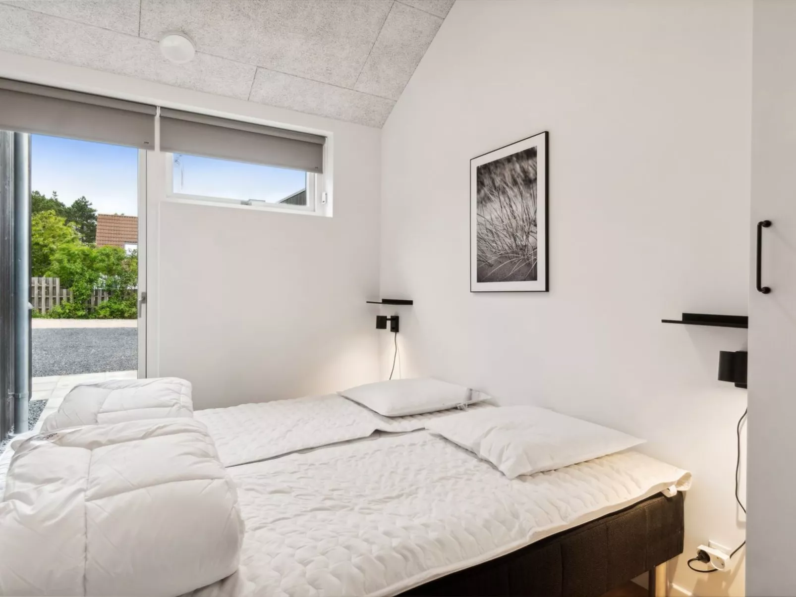 "Straale" - 50m from the sea-Binnen