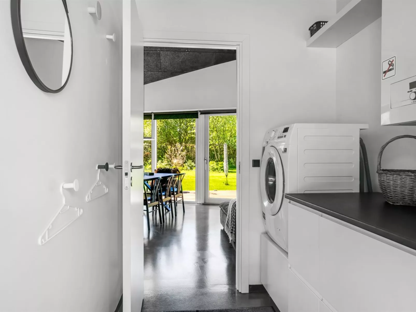 "Melina" - 900m to the fjord-Binnen