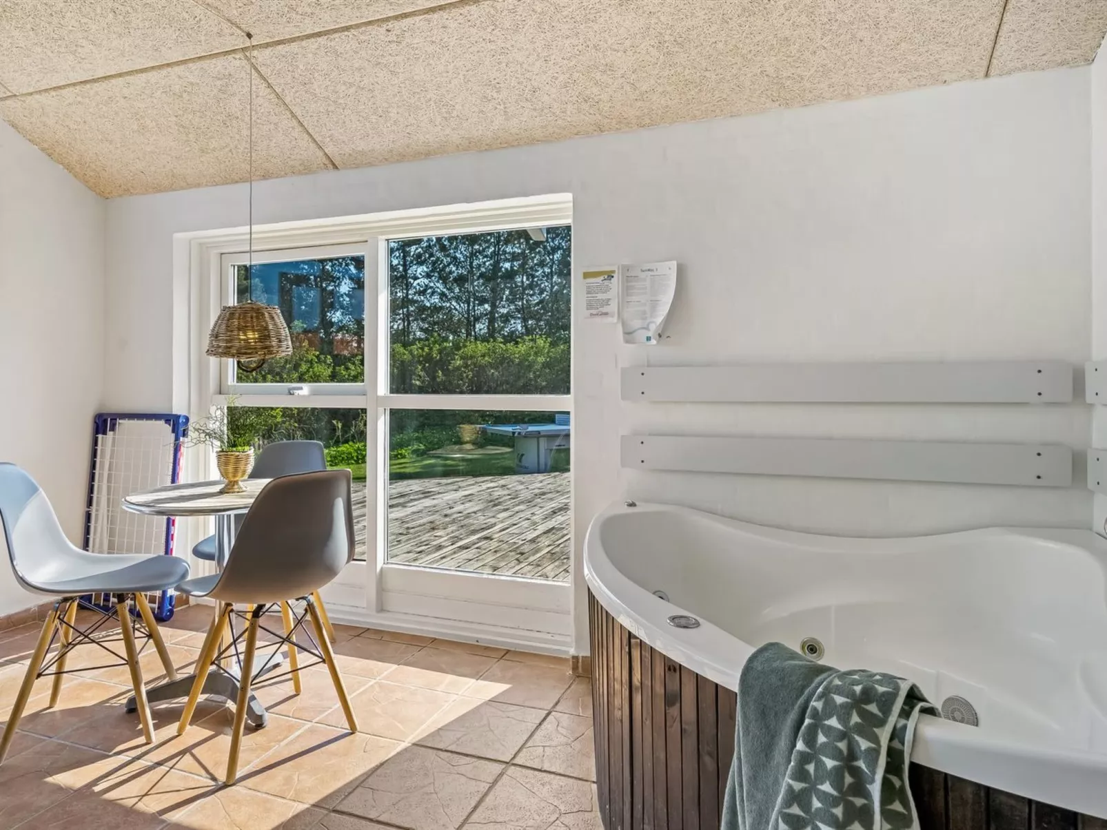 "Persa" -  from the sea-Binnen