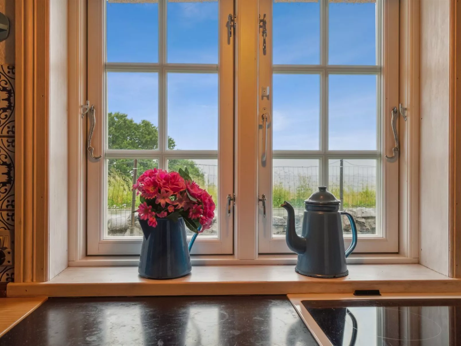 "Leoni" - 115m from the sea-Buiten