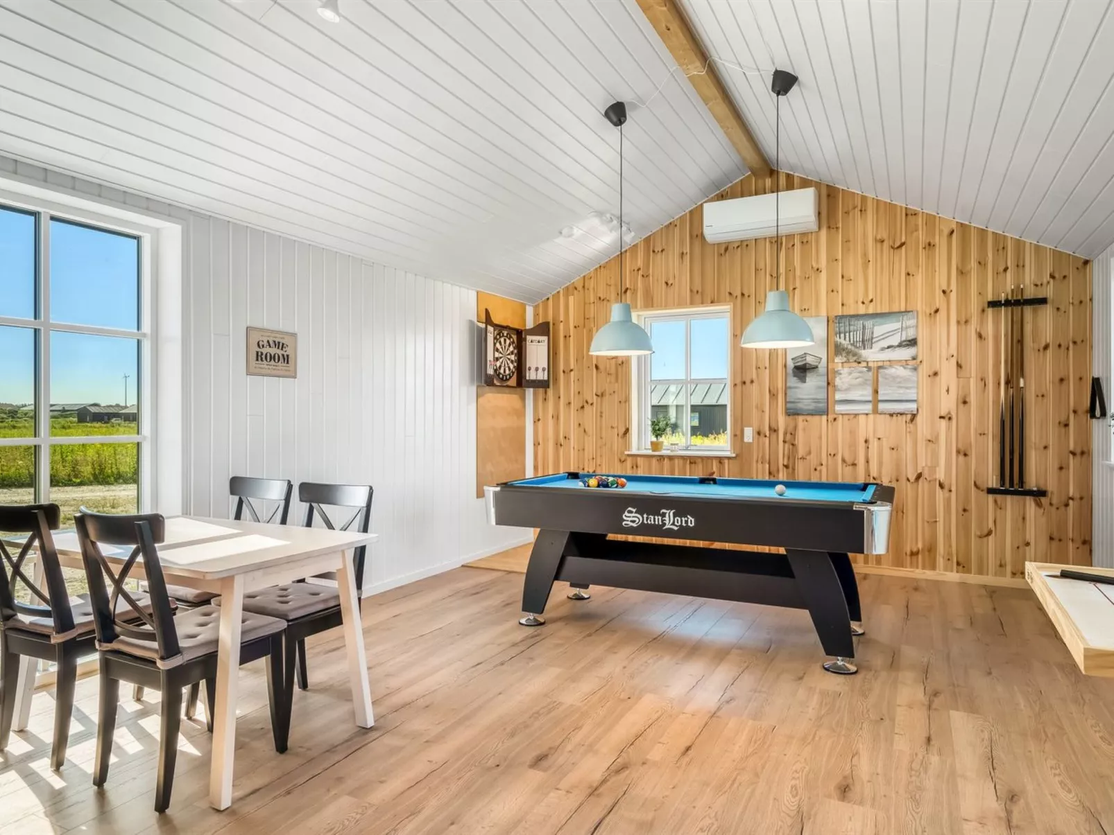 "Inola" - 1km from the sea-Binnen