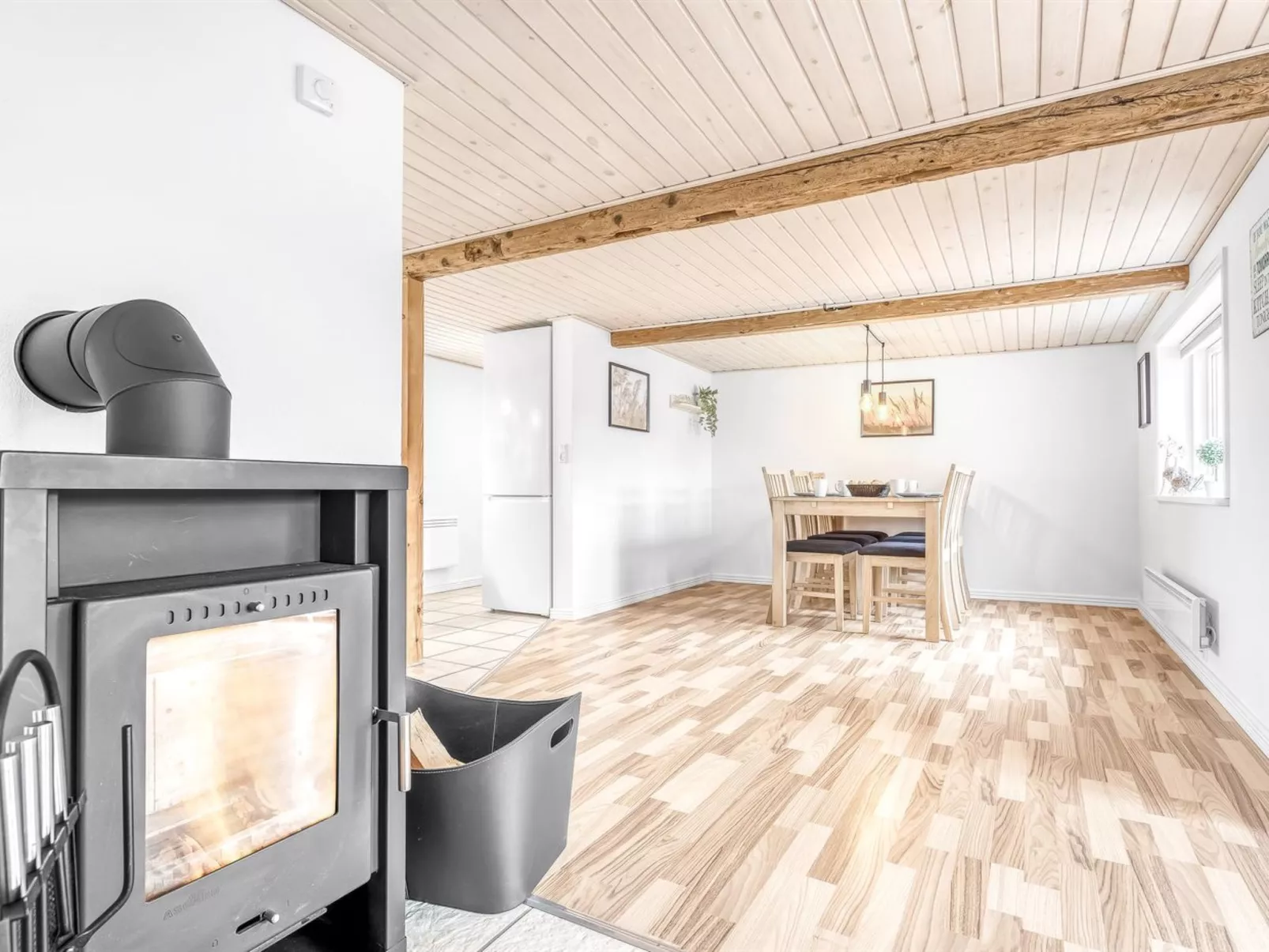 "Anneke" - 1.3km from the sea-Binnen