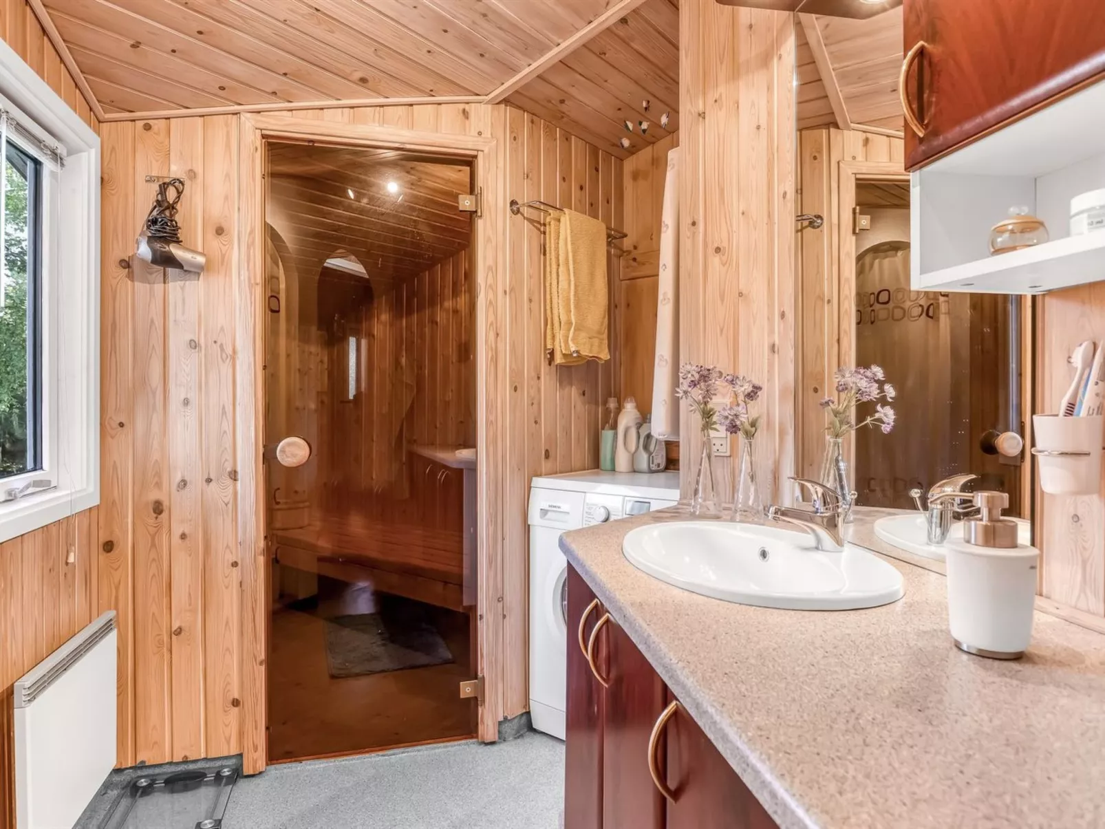 "Hillegonde" - 200m from the sea-Binnen