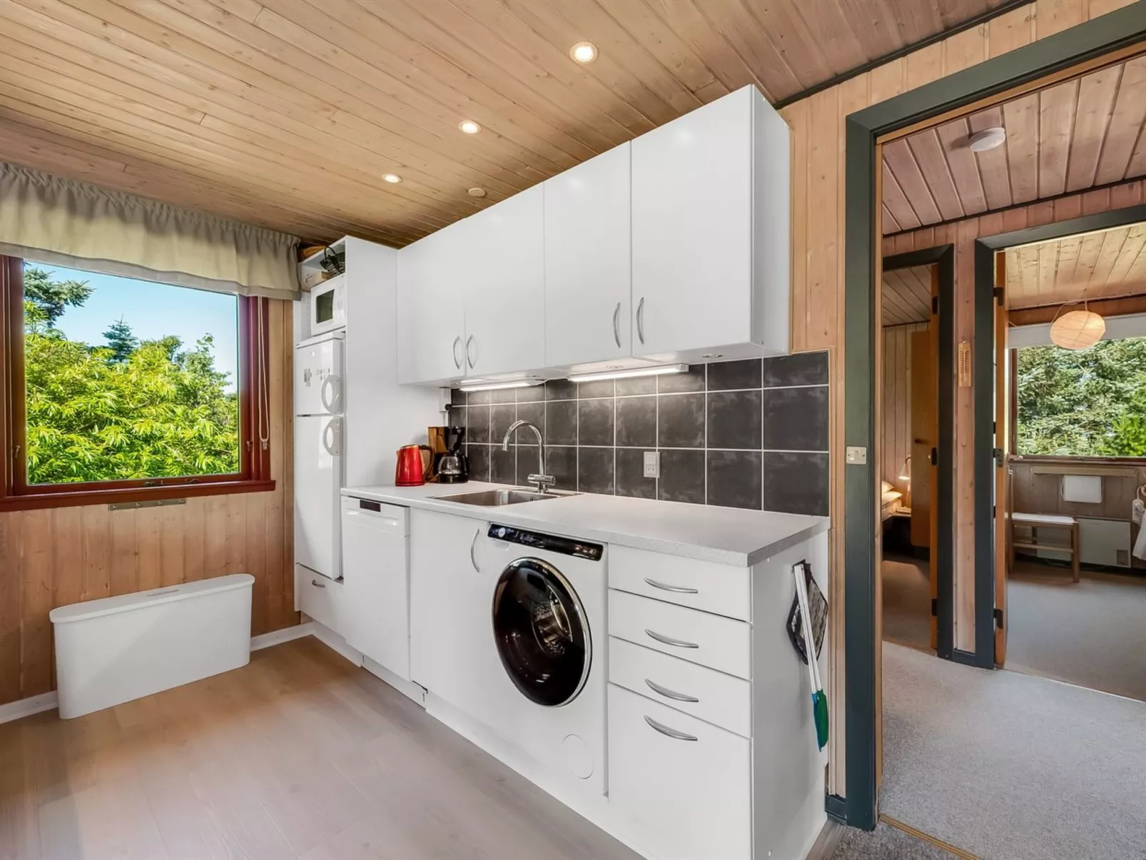 "Geertje" - 900m from the sea-Binnen