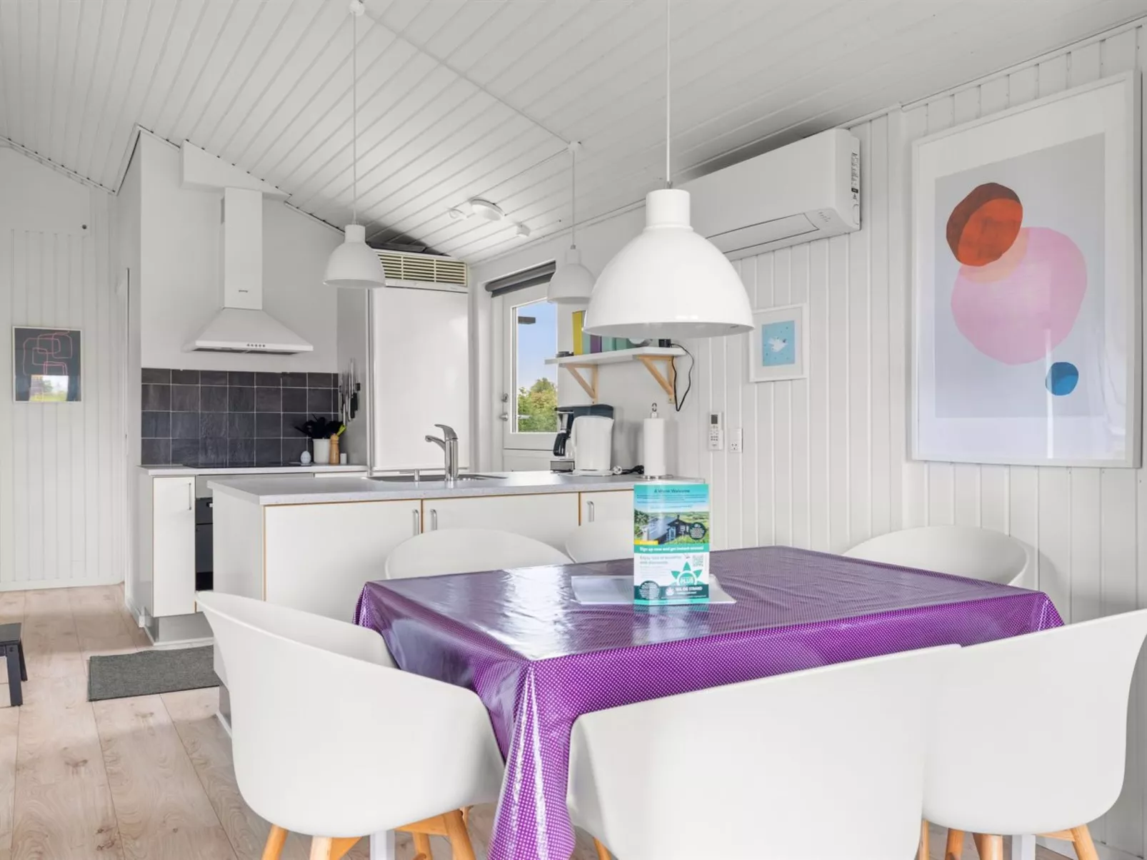 "Maaria" - 400m from the sea-Binnen