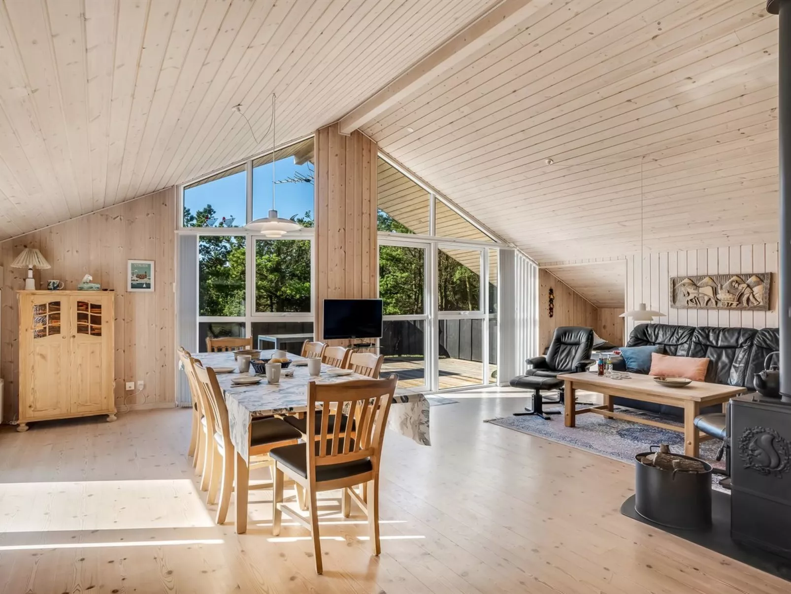 "Skrollan" - 200m to the fjord-Binnen