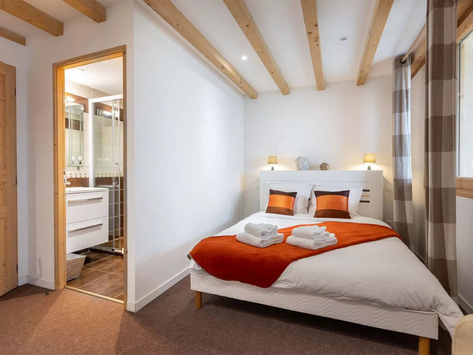 Chalets Les Amis-Binnen