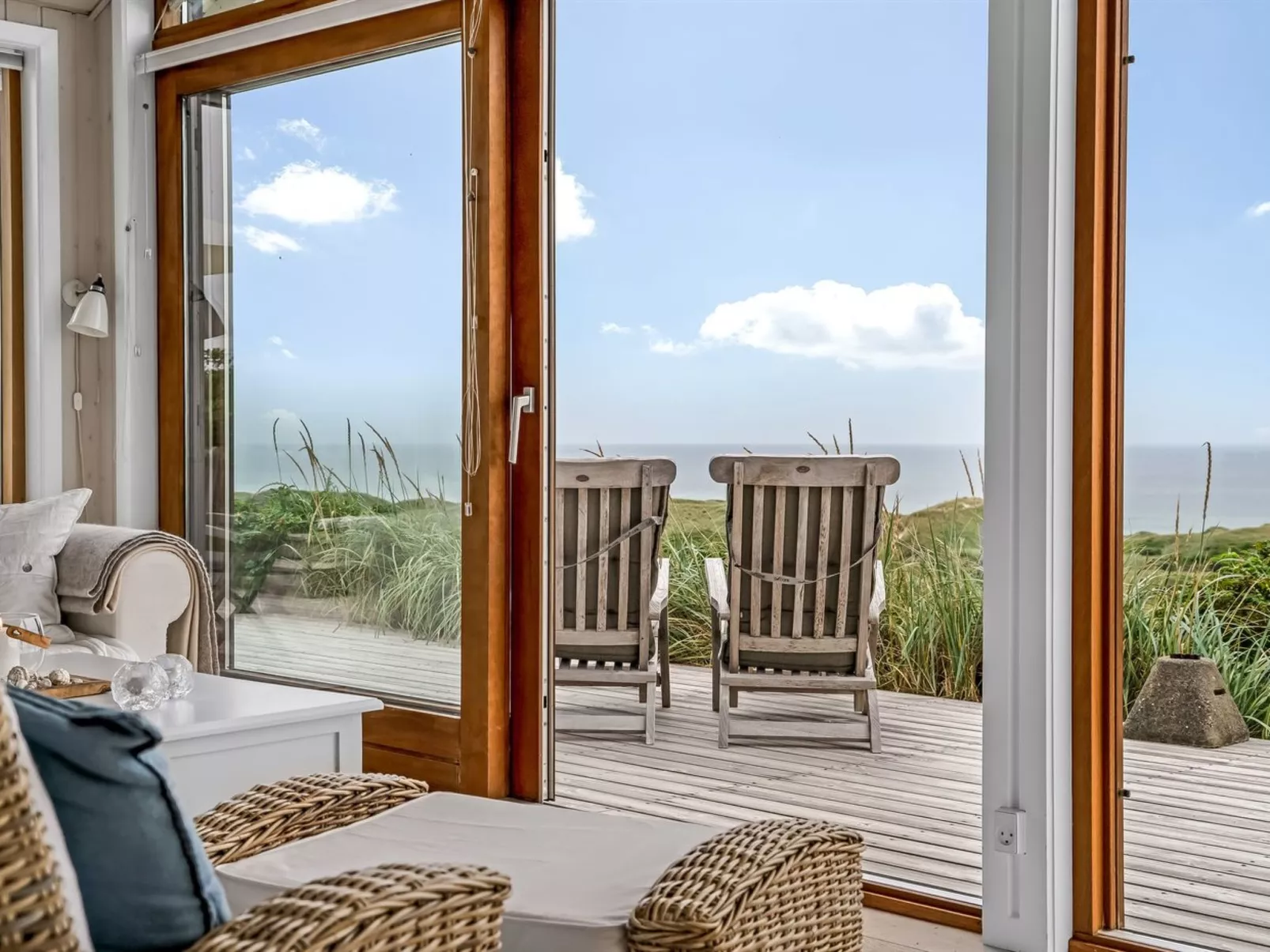 "Bjerund" - 300m from the sea-Buiten