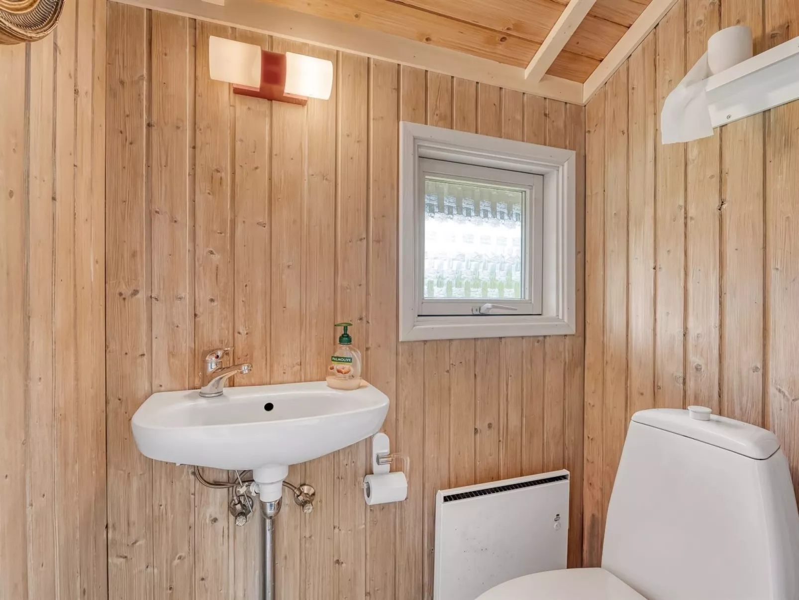 "Emili" - 300m from the sea-Binnen