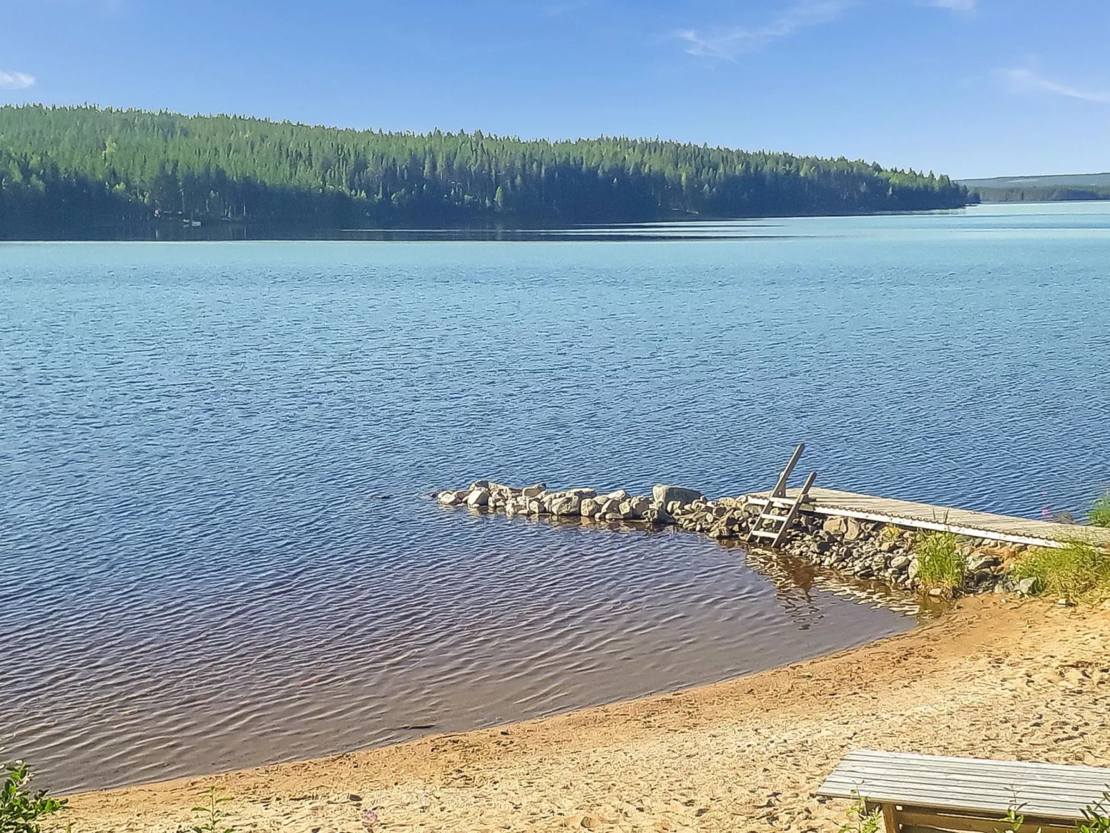 Juotas village-Binnen