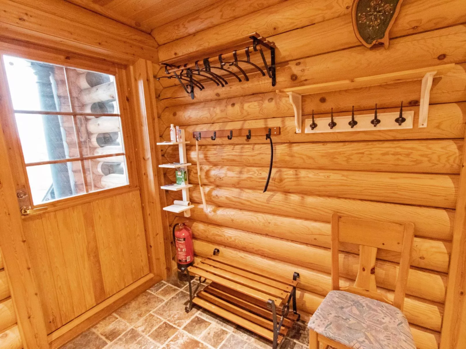 Tievanlaita 10-Binnen