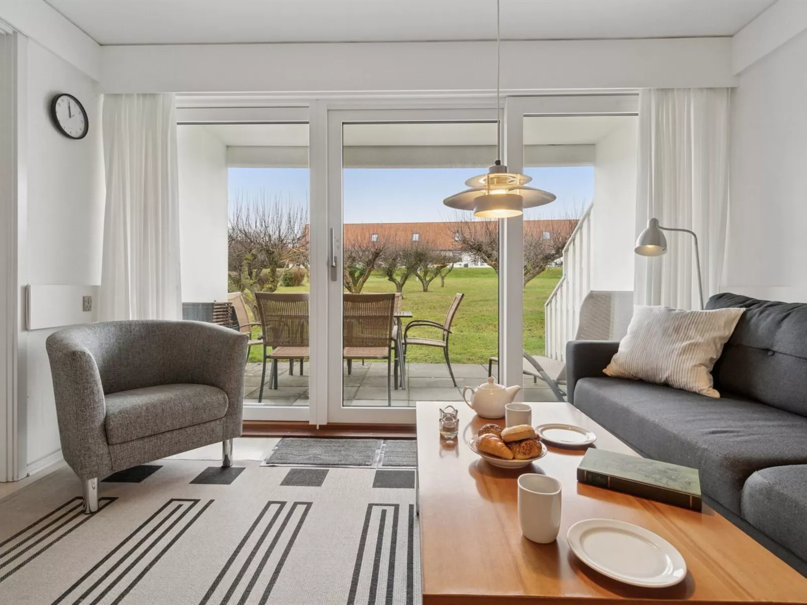 "Markus" - 300m from the sea-Binnen