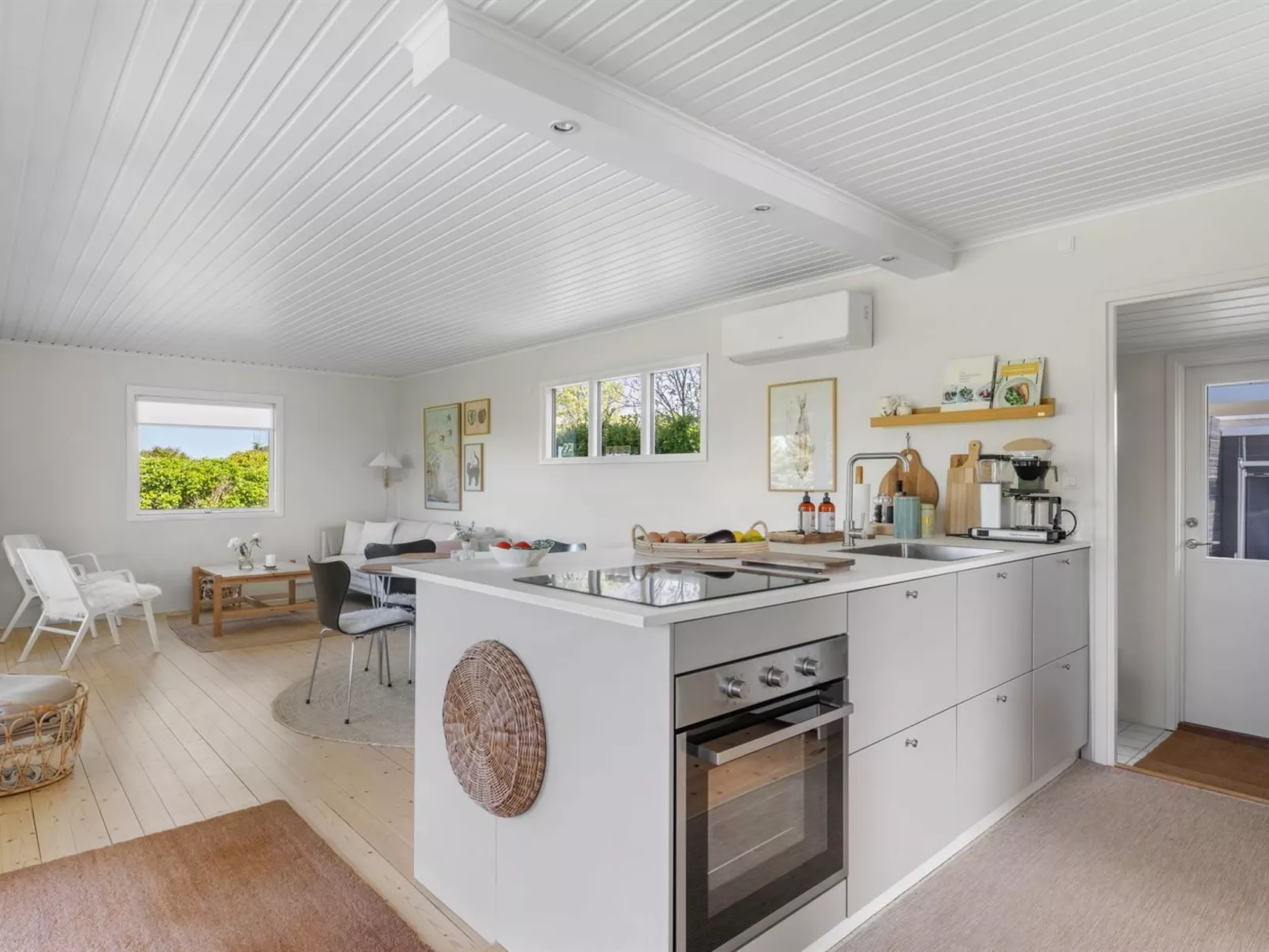 "Iven" - 140m from the sea-Binnen