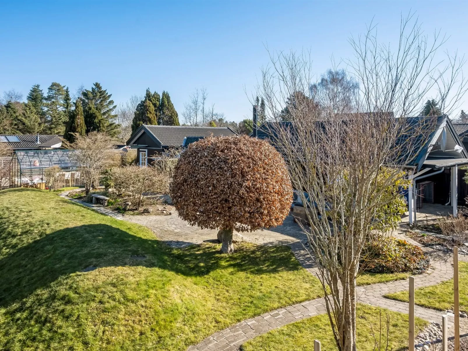 "Hughe" - 1.3km from the sea-Buiten