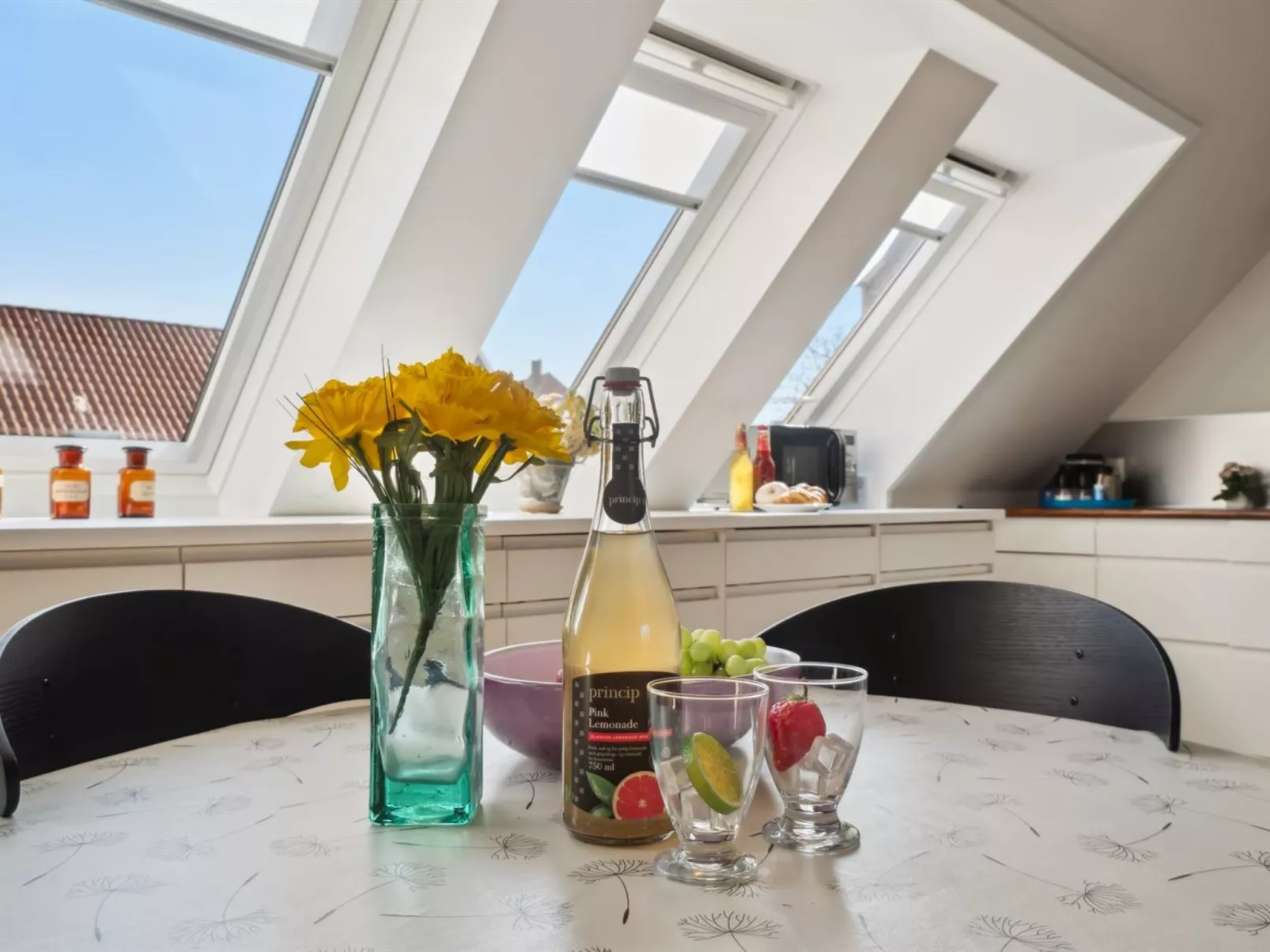 "Merta" - 500m from the sea-Binnen