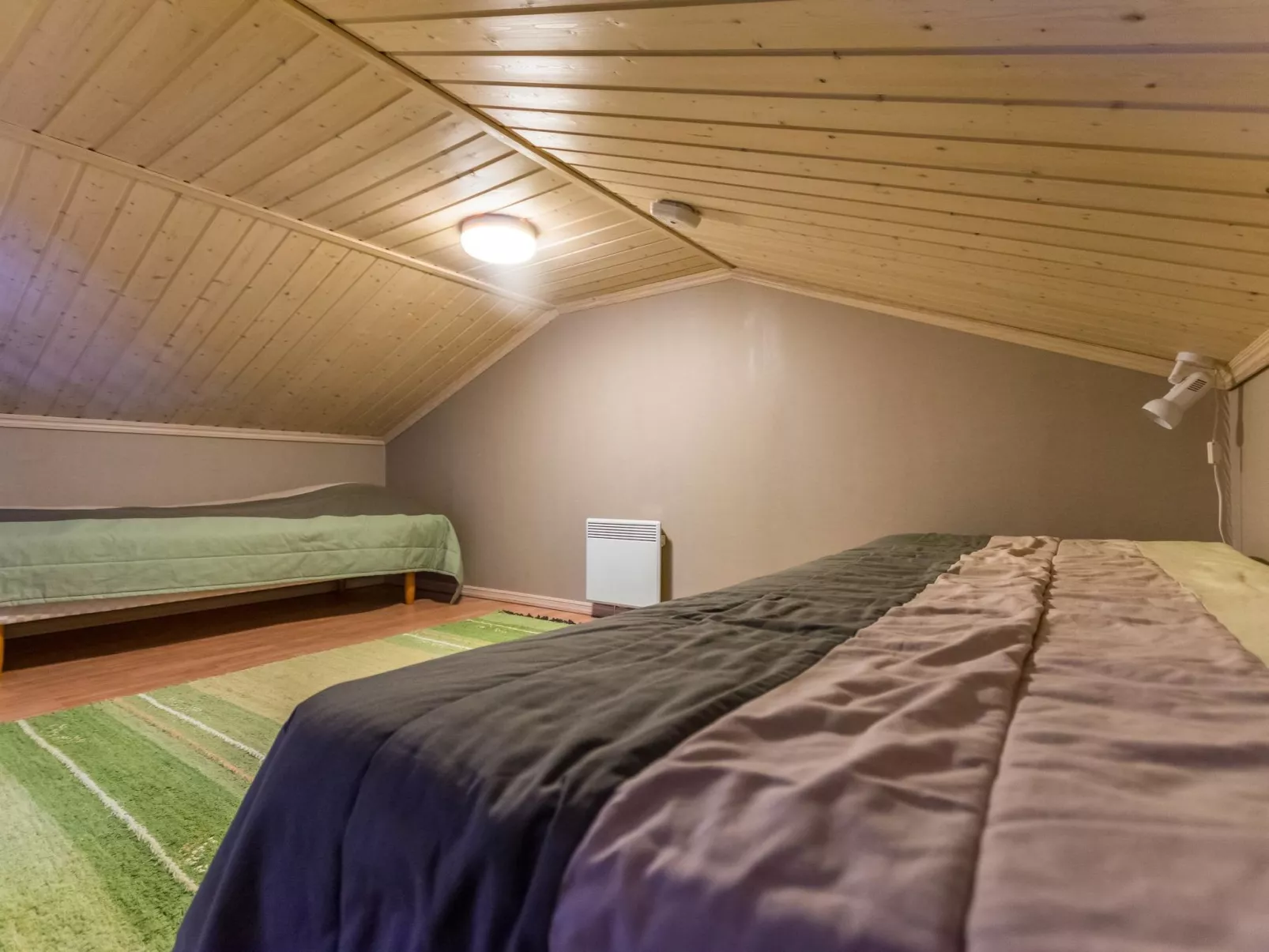 Rukan taikavuosseli 12 a-Binnen