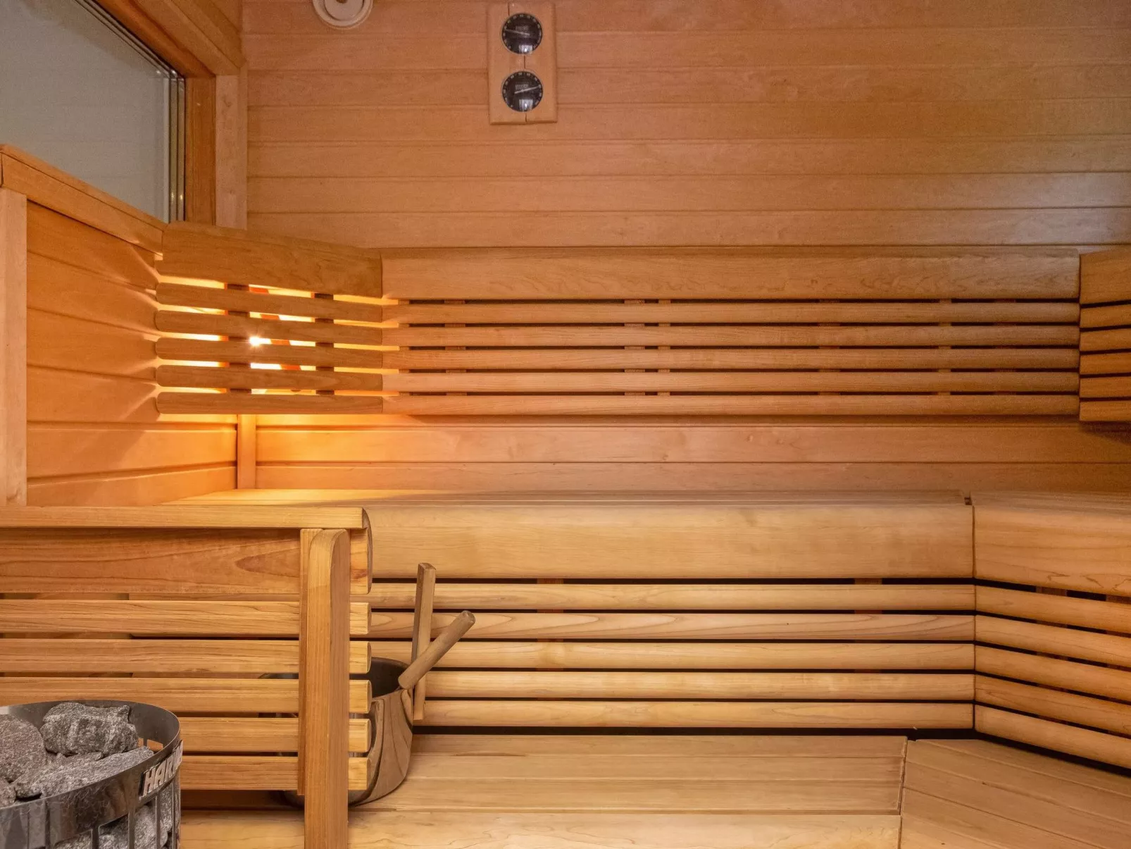 Paltamon golfhovi a (sis. 2 golf pelioik-Binnen