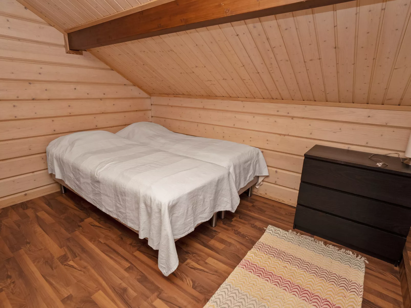 Vuosselin kataja 5-Binnen