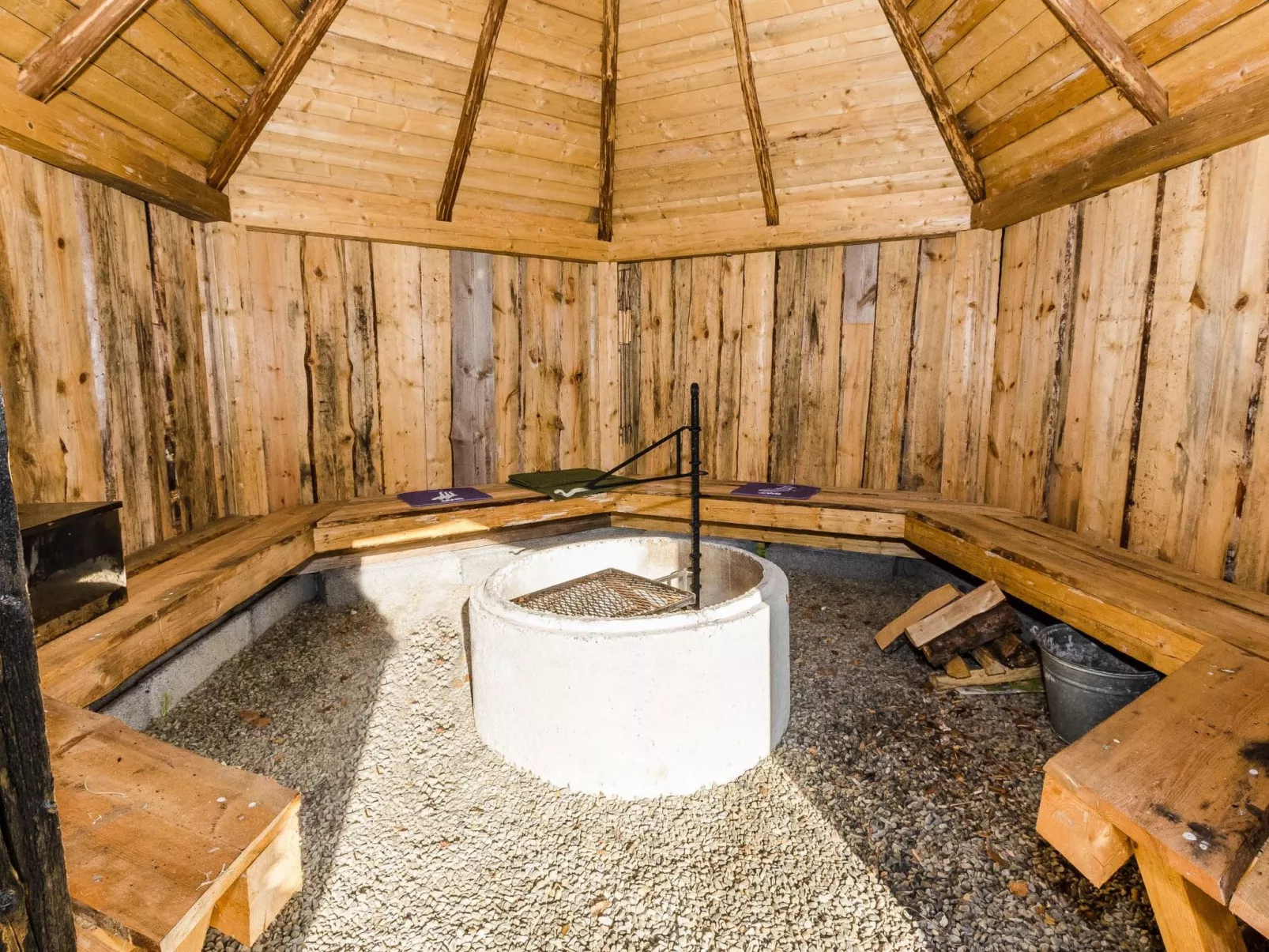 Käränkämökki-Binnen