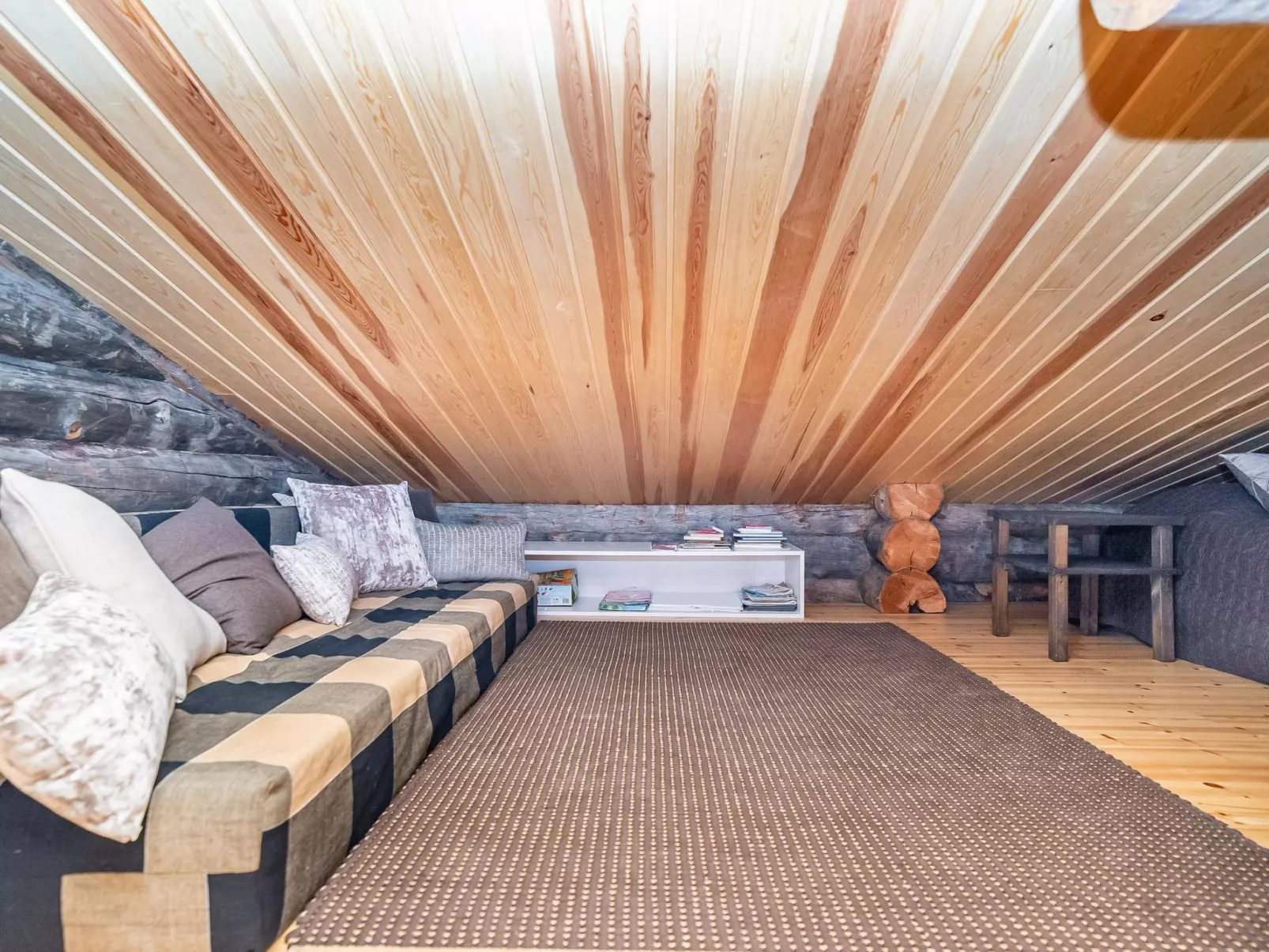 Ruka-rokova 2-Binnen