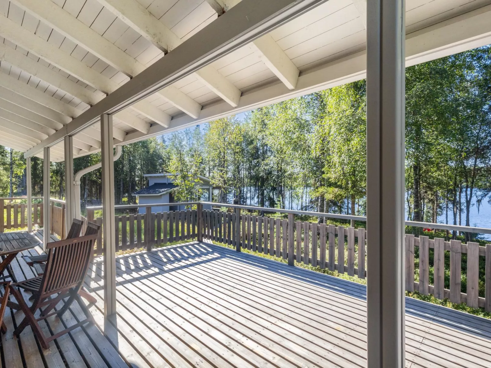 Pohjaslahdentie 17 b-Binnen