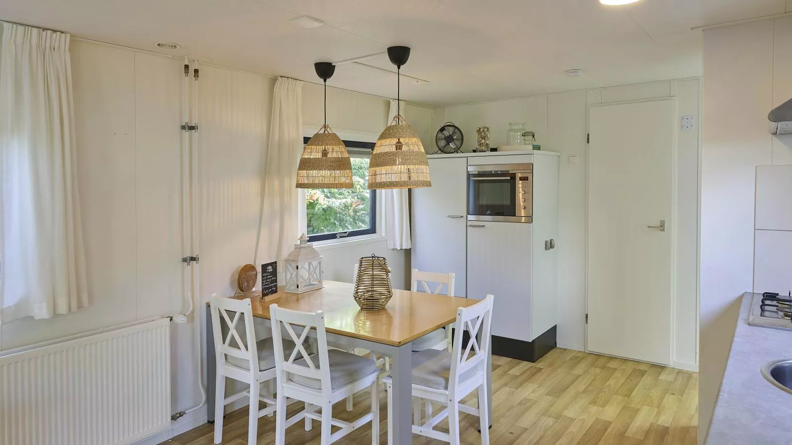 Chalet Sea Birds-Eetkamer