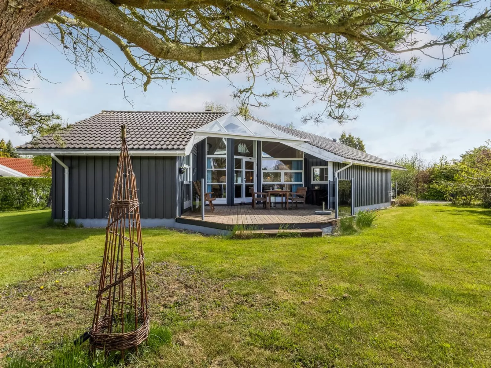 "Winona" - 250m from the sea-Buiten