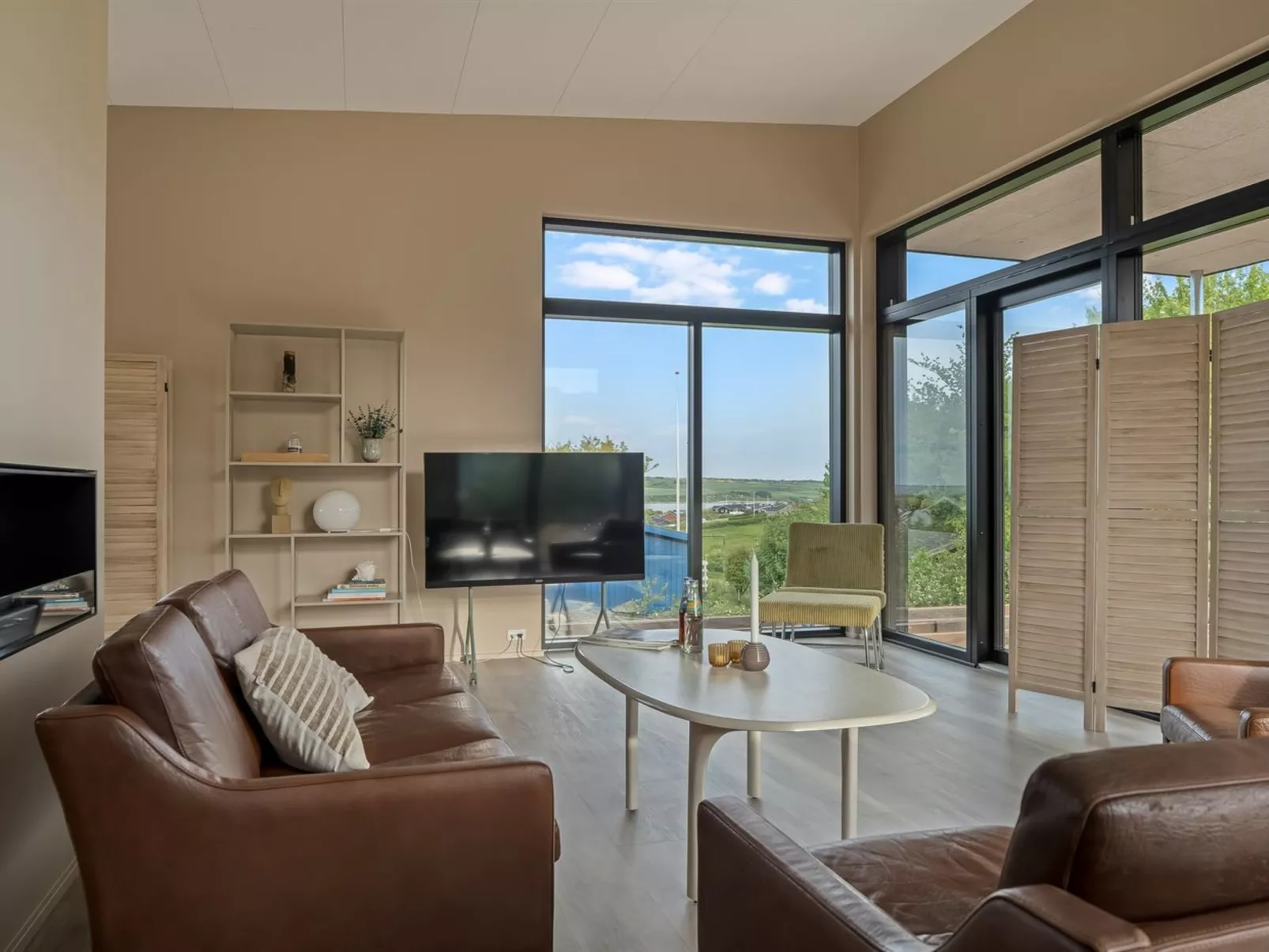 "Stjerne" - 300m to the fjord-Binnen