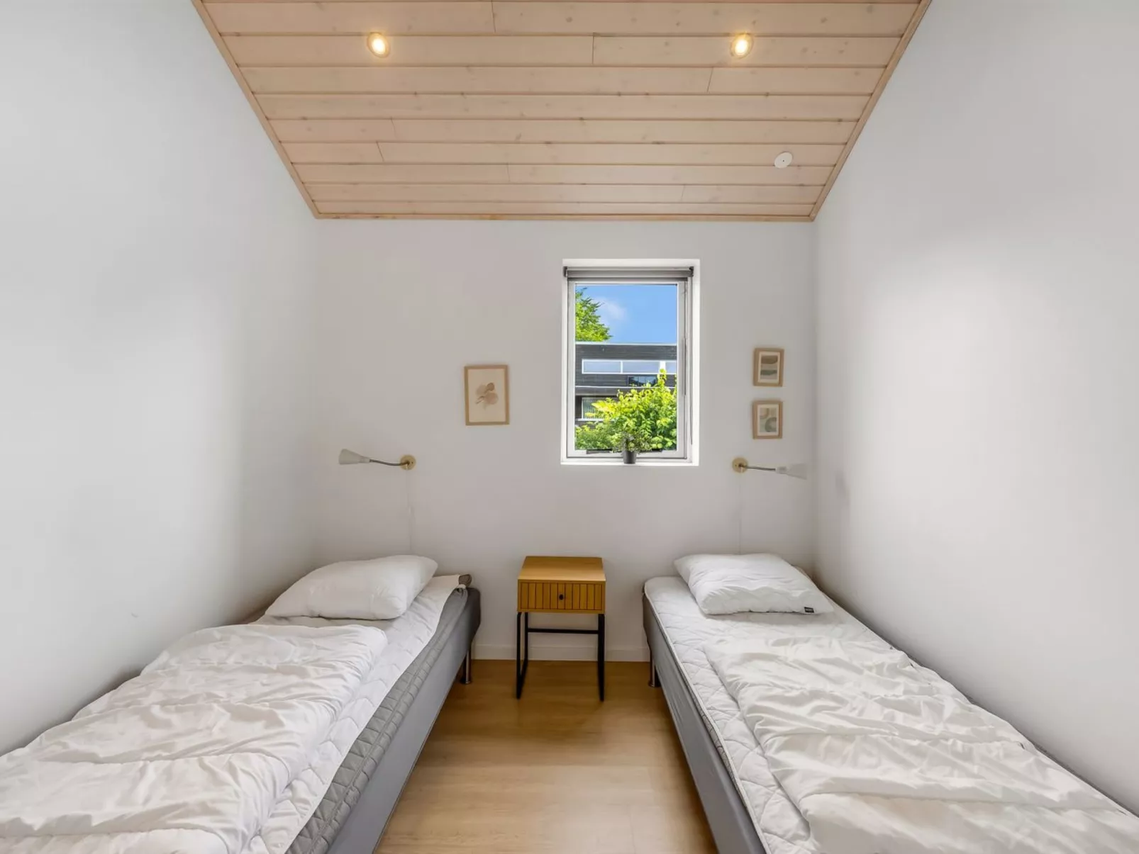 "Smilla" - 1.1km from the sea-Binnen