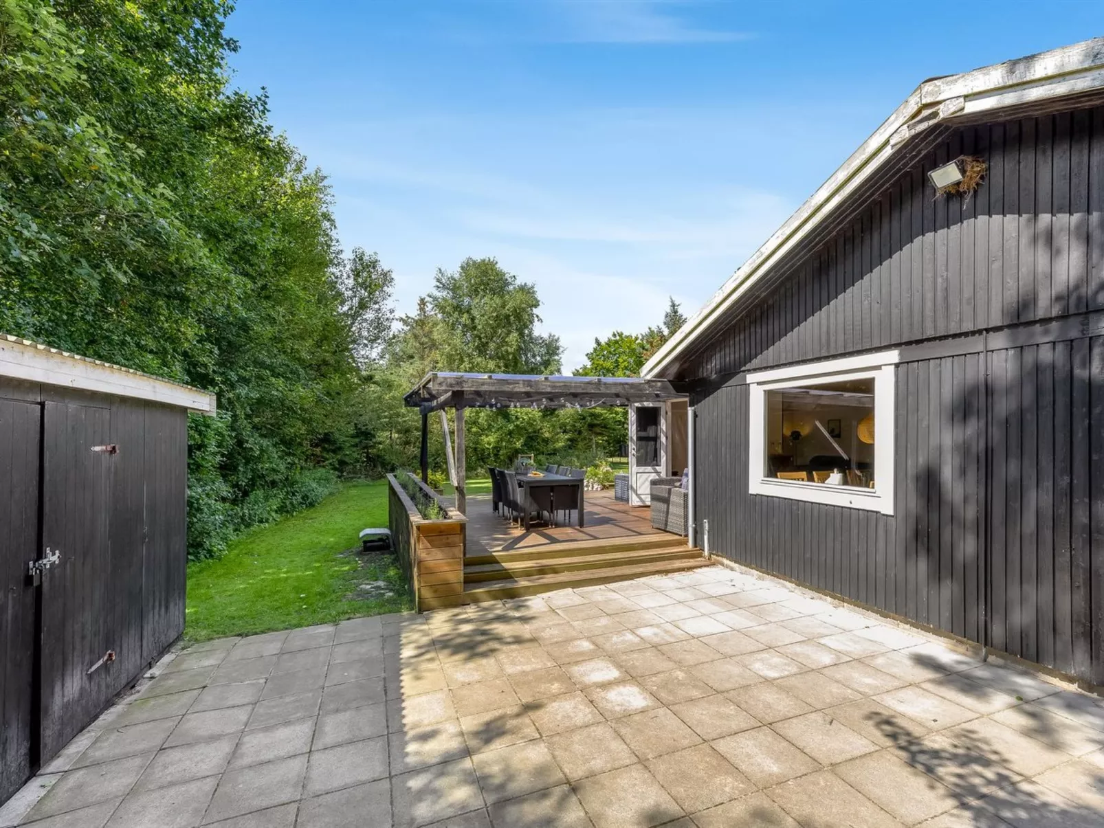 "Eine" -  from the sea-Buiten