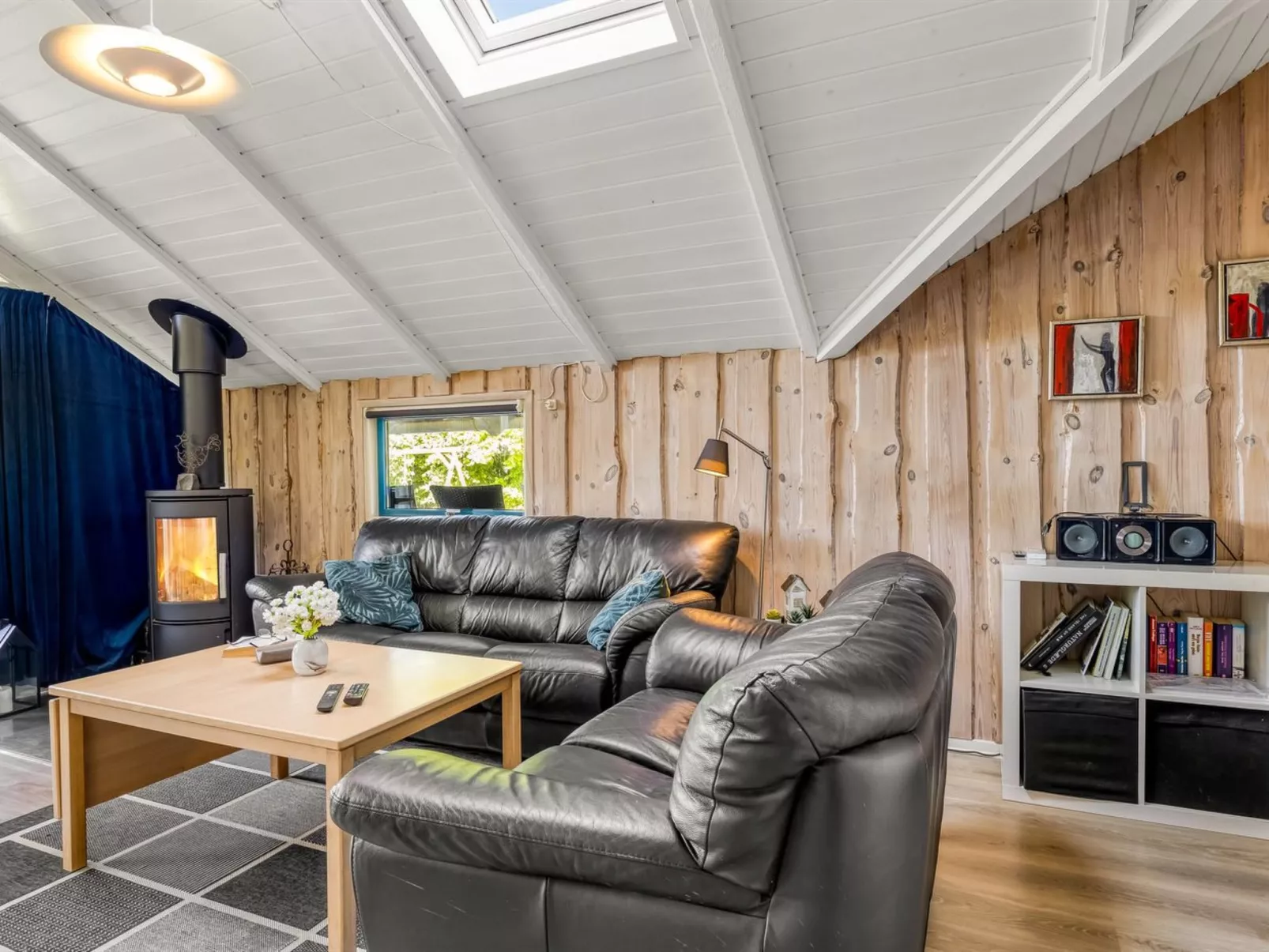 "Kai" - 400m from the sea-Binnen