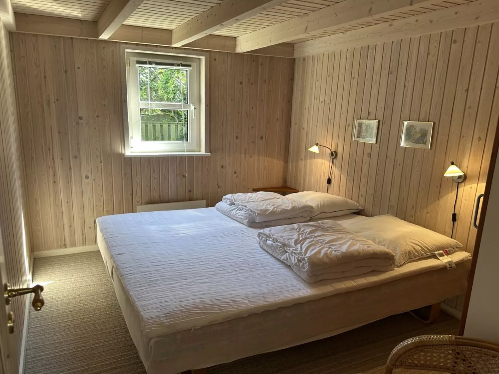 "Henne" -  from the sea-Binnen