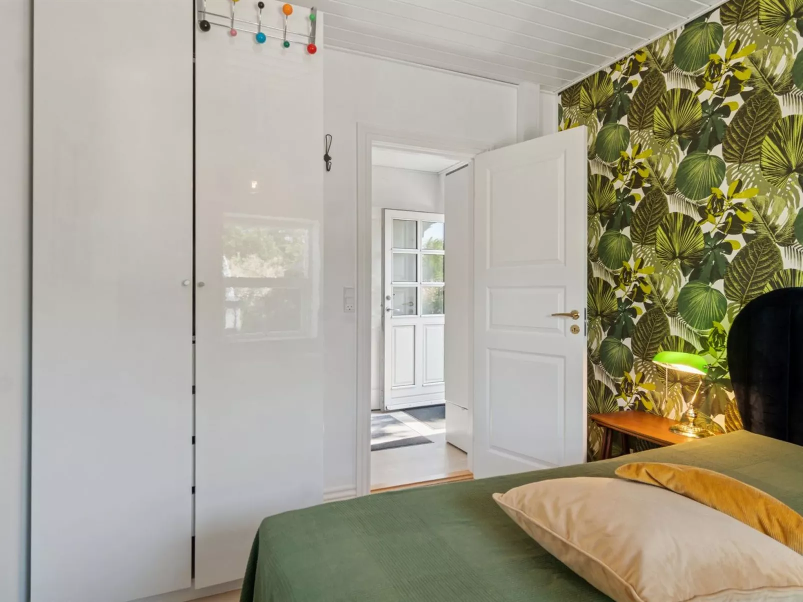 "Botwith" - 125m from the sea-Binnen